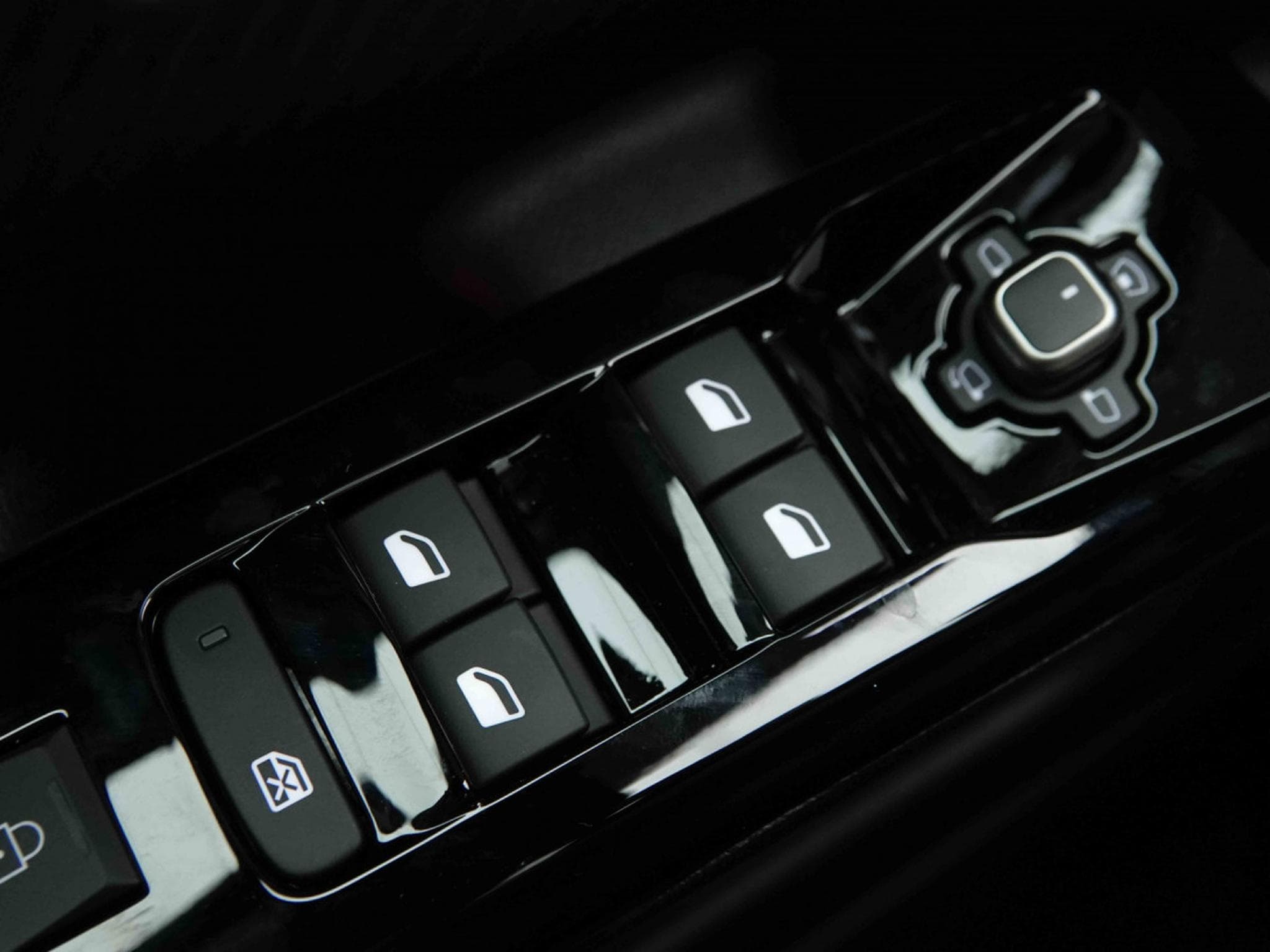 Citroën C4 1.2 145 Hybrid Auto Max (2026) - Photo 20