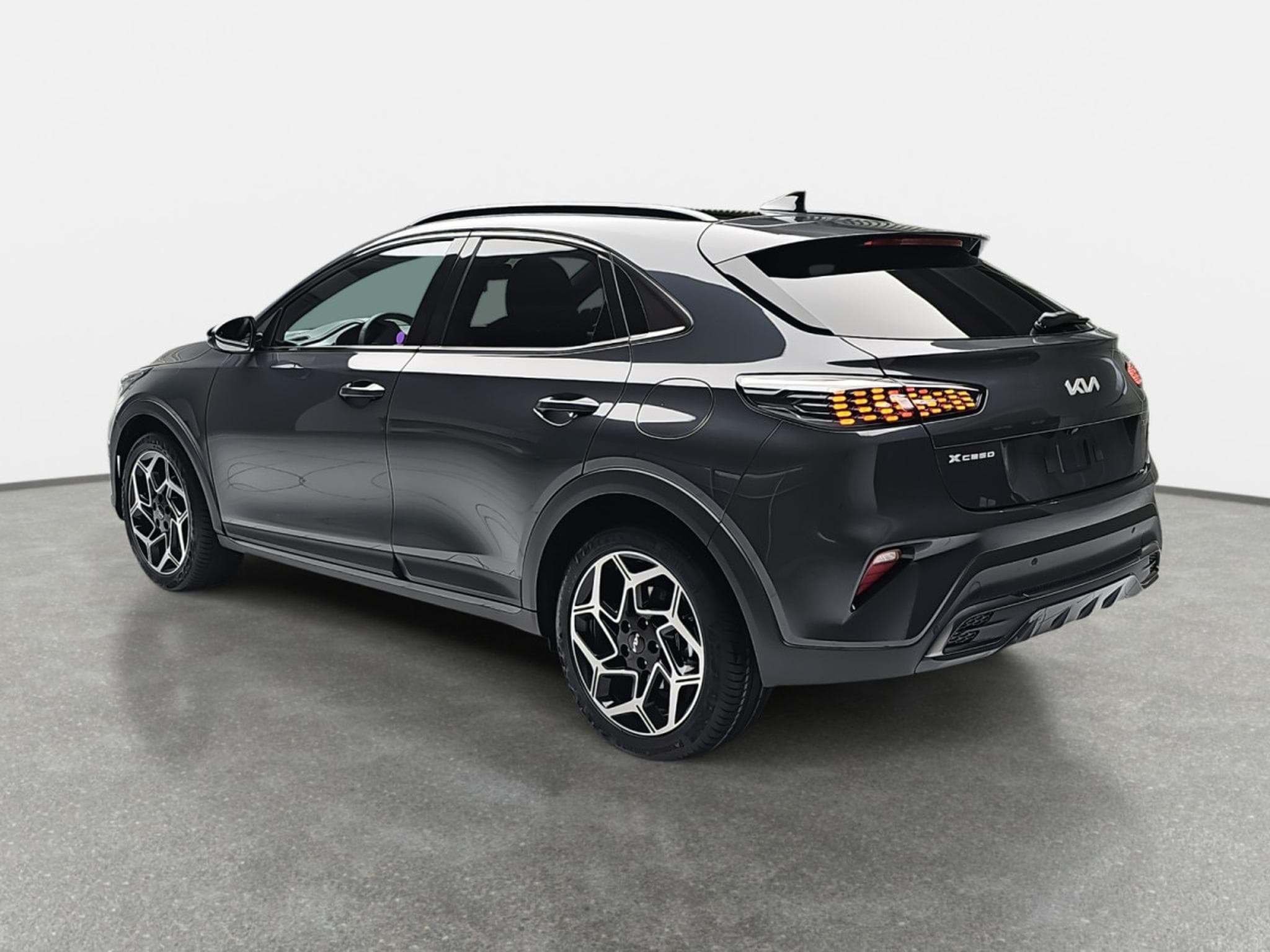Kia XCeed 1.6 T-GDI DCT 180 GT-LINE (2026) - Photo 4