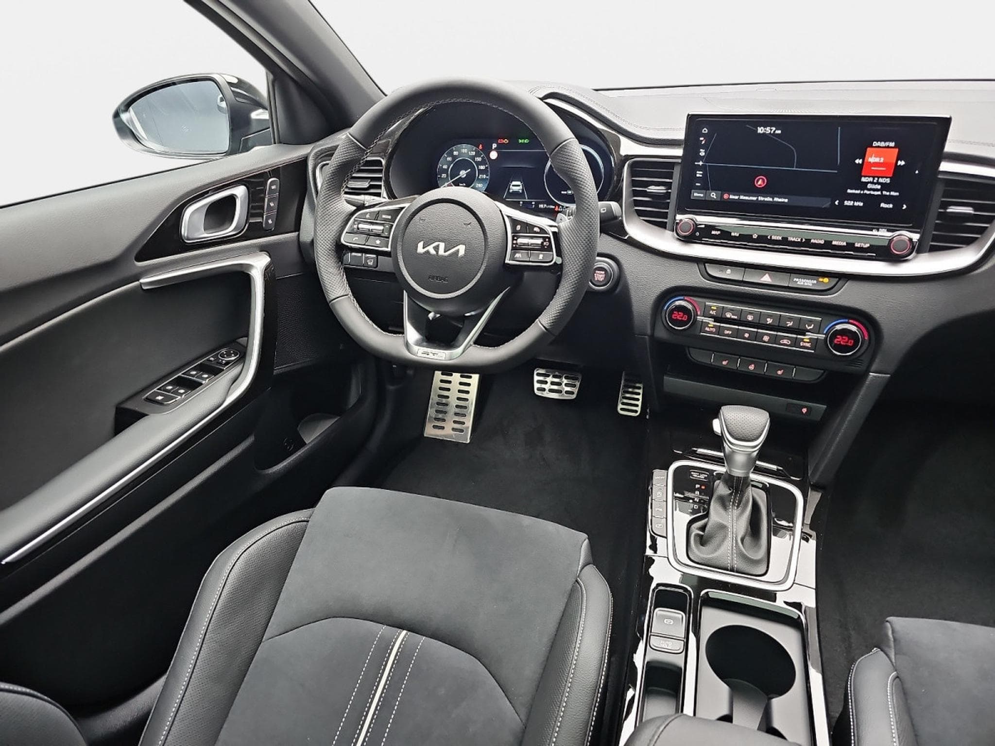 Kia XCeed 1.6 T-GDI DCT 150 GT-LINE (2026) - Photo 6