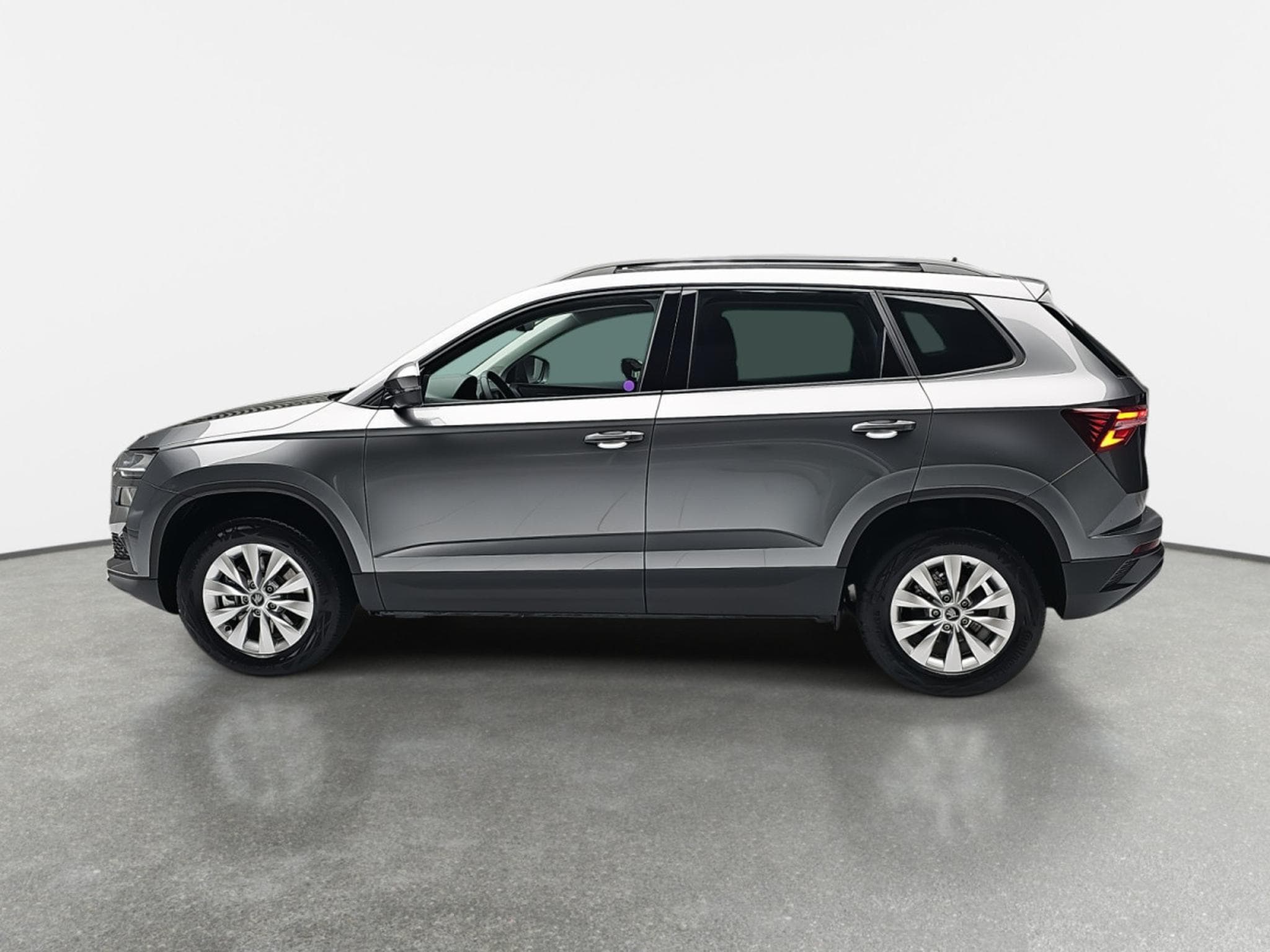 Skoda Karoq 1.5 TSi DSG 150 130 Anniversary (2026) - Photo 3