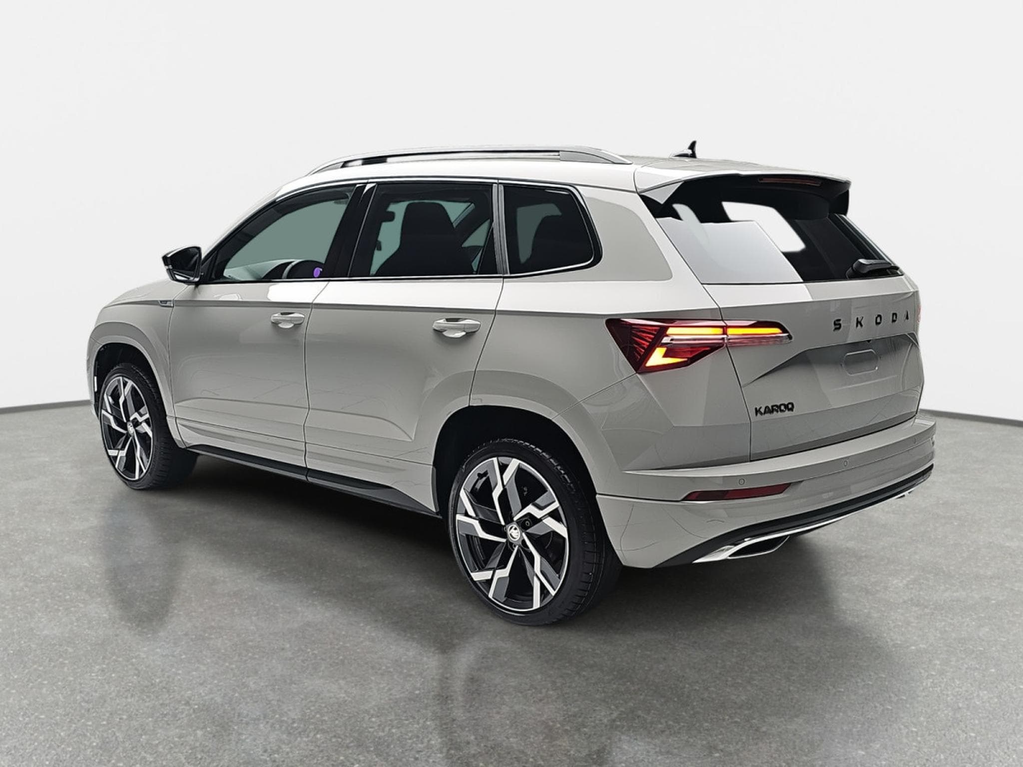 Skoda Karoq 1.5 TSi 150 DSG SPORTLINE (2026) - Photo 5