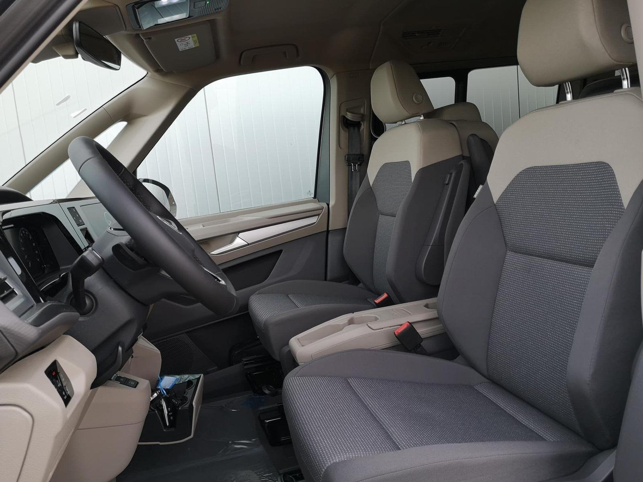 VW T7 Sport Edition (2026) - Photo 8