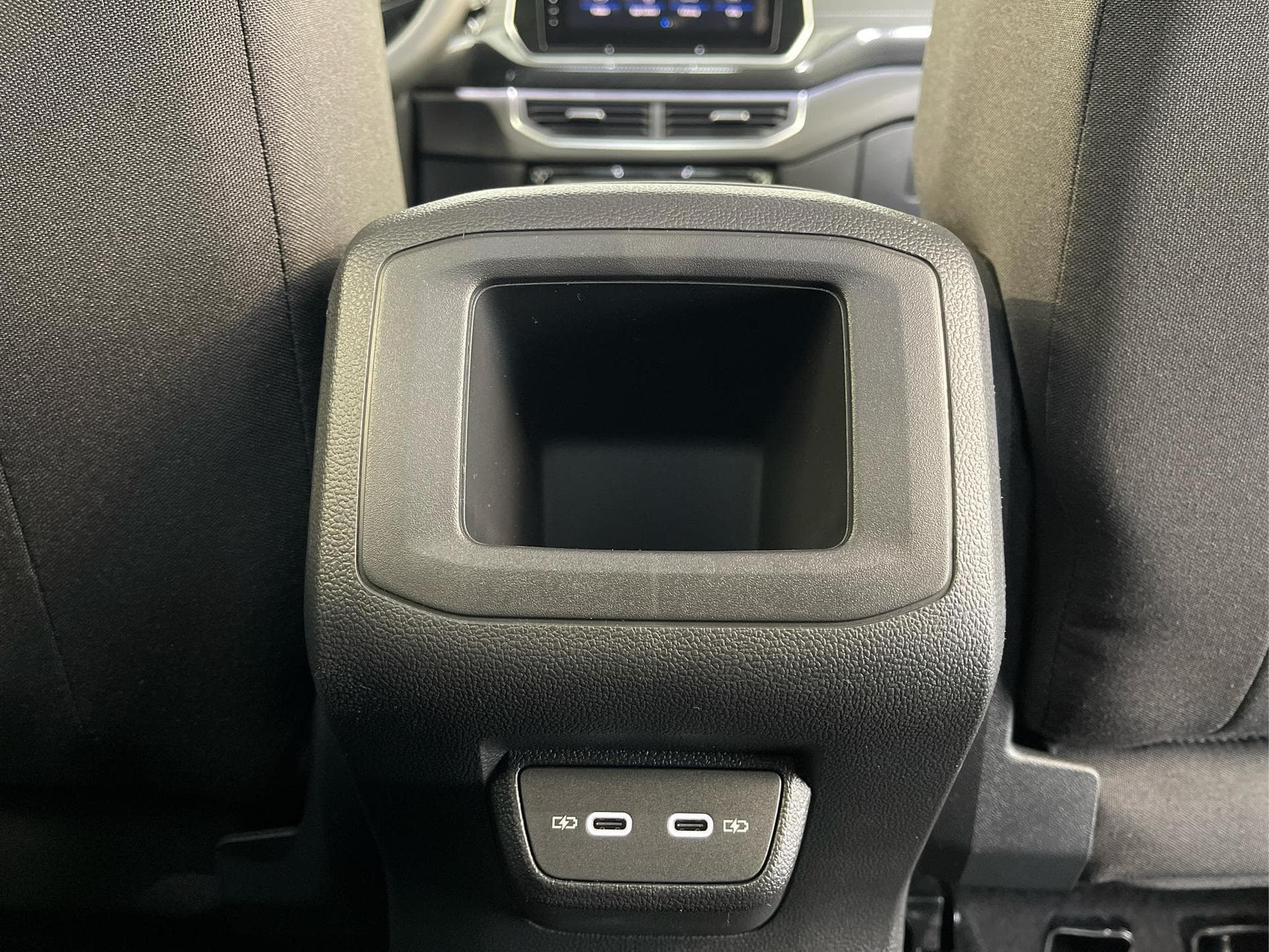 VW T-Cross R-Line (2026) - Photo 16