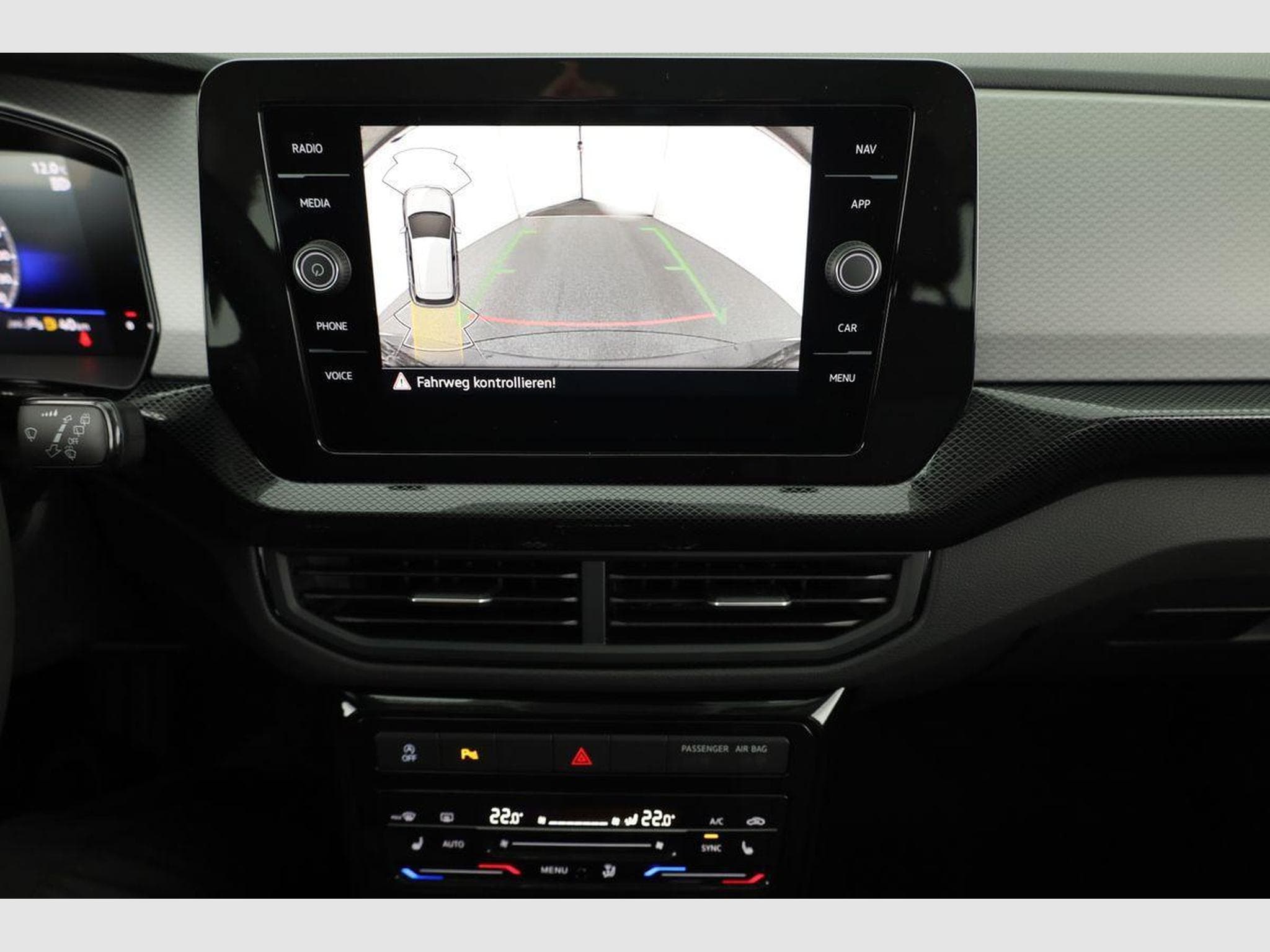 VW T-Cross 1.0 TSI 85 kW Life (2026) - Photo 6