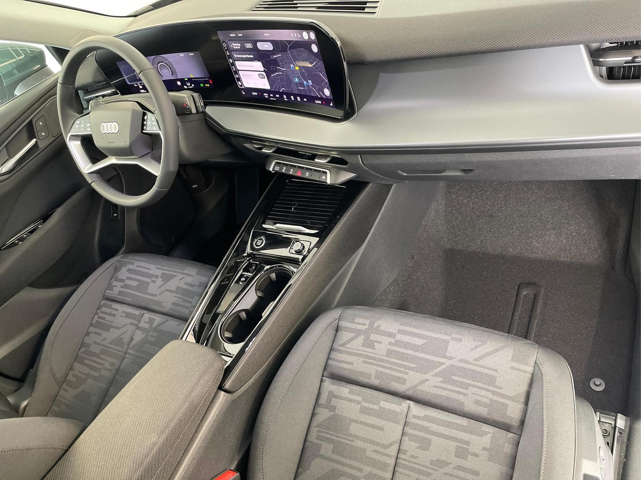 Audi Q3 Sportback NEU (2026) - Photo 12