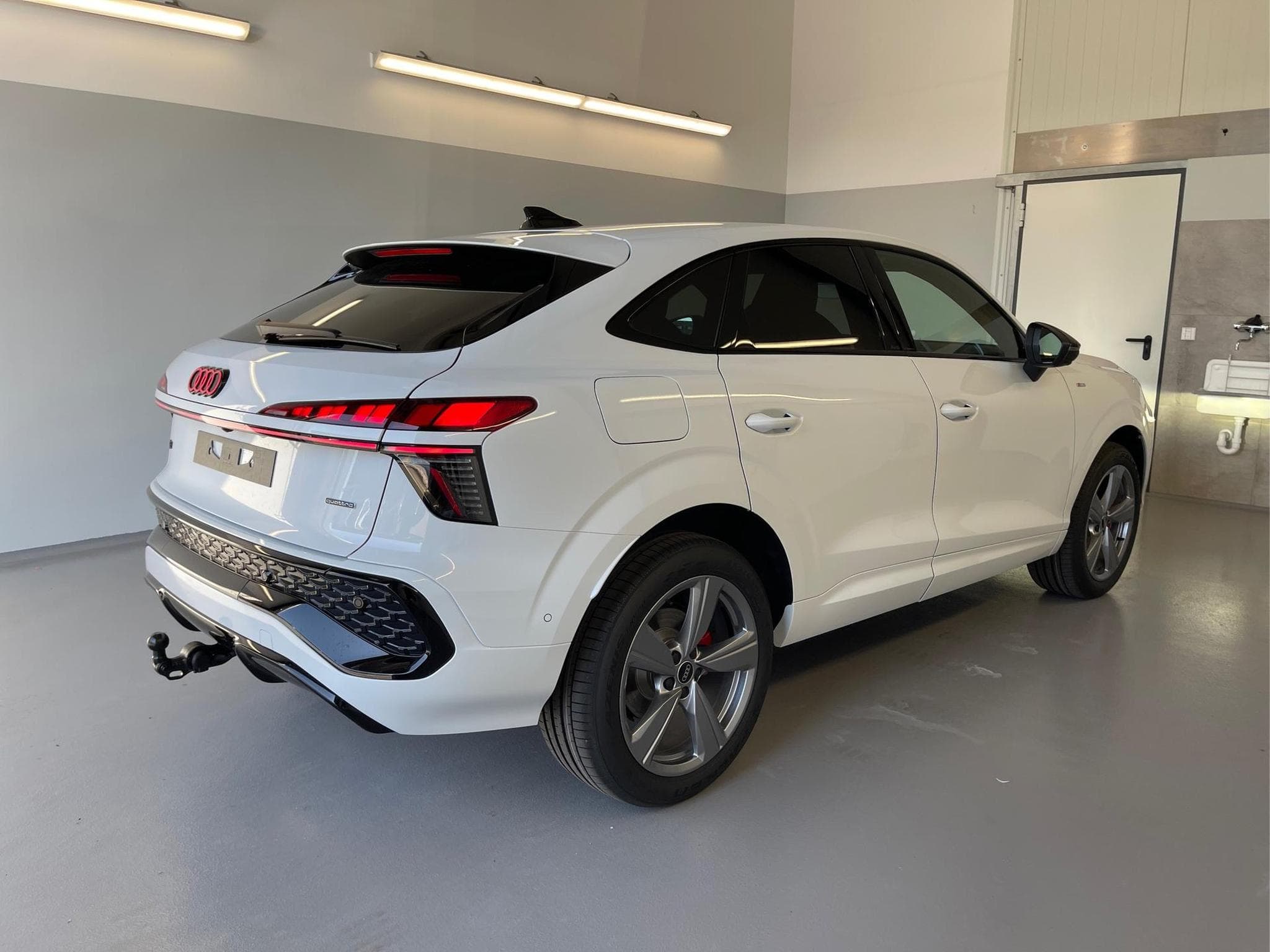 Audi Q3 Sportback NEU (2026) - Photo 4