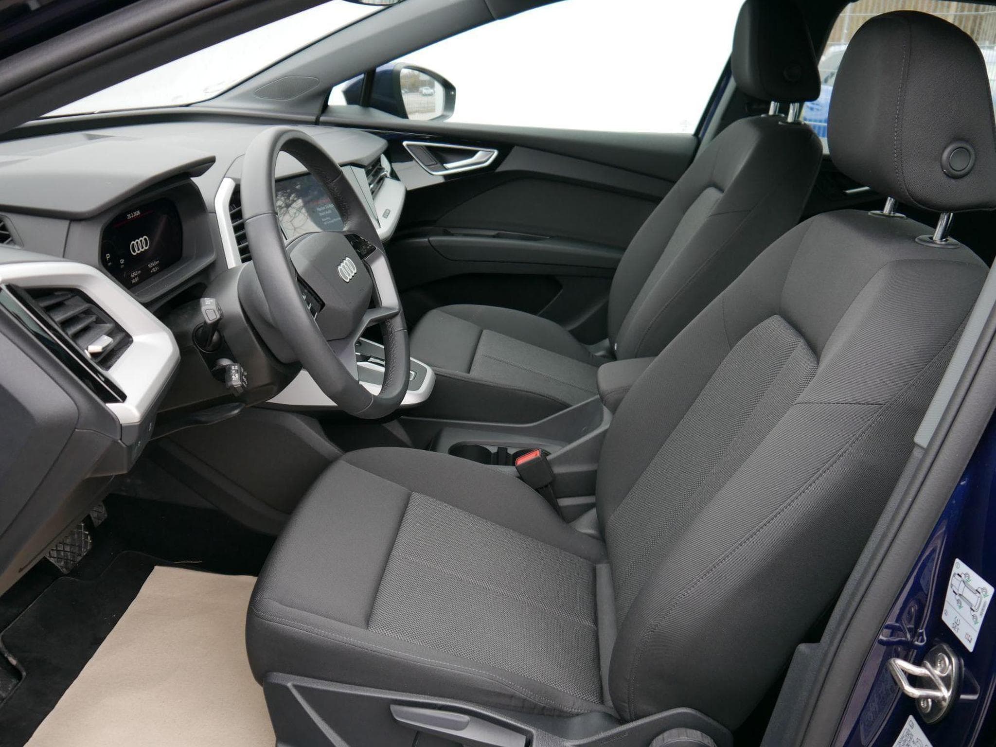 Audi Q4 e-tron Q4 40 E-TRON (2023) - Photo 8