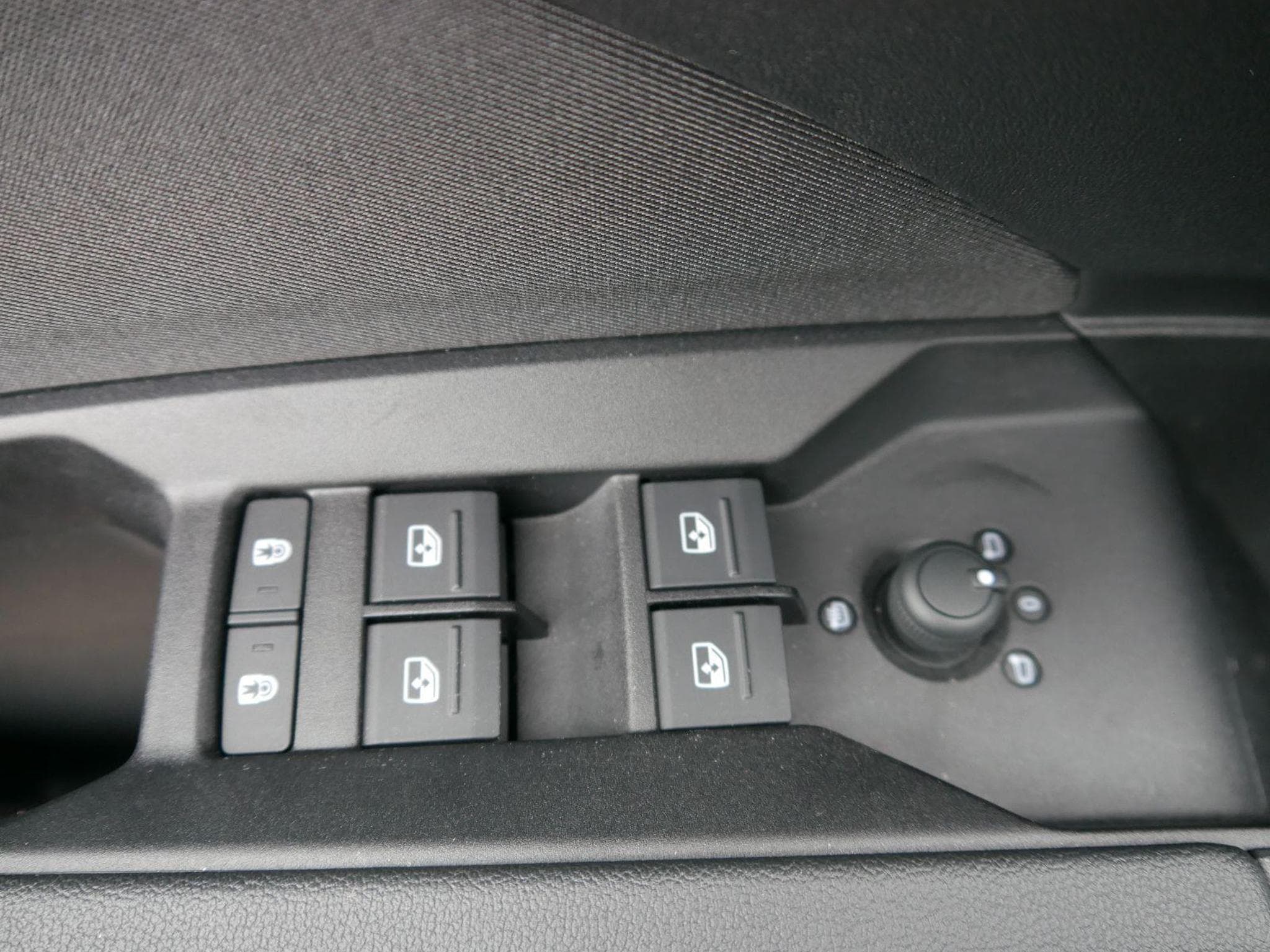 Audi Q4 e-tron Q4 40 E-TRON (2023) - Photo 9