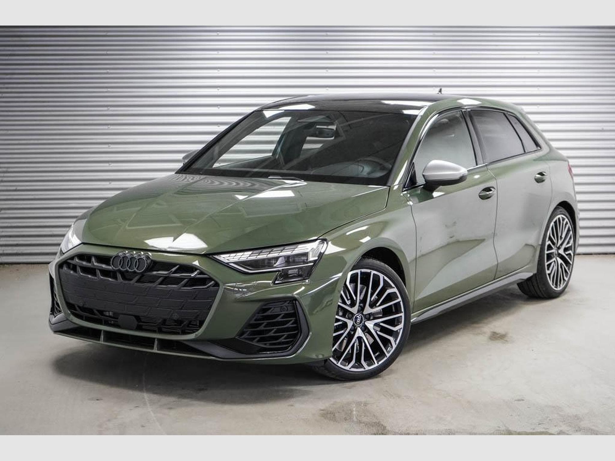 Audi S3 Sportback 2,0 TFSI (2026) - Photo 1