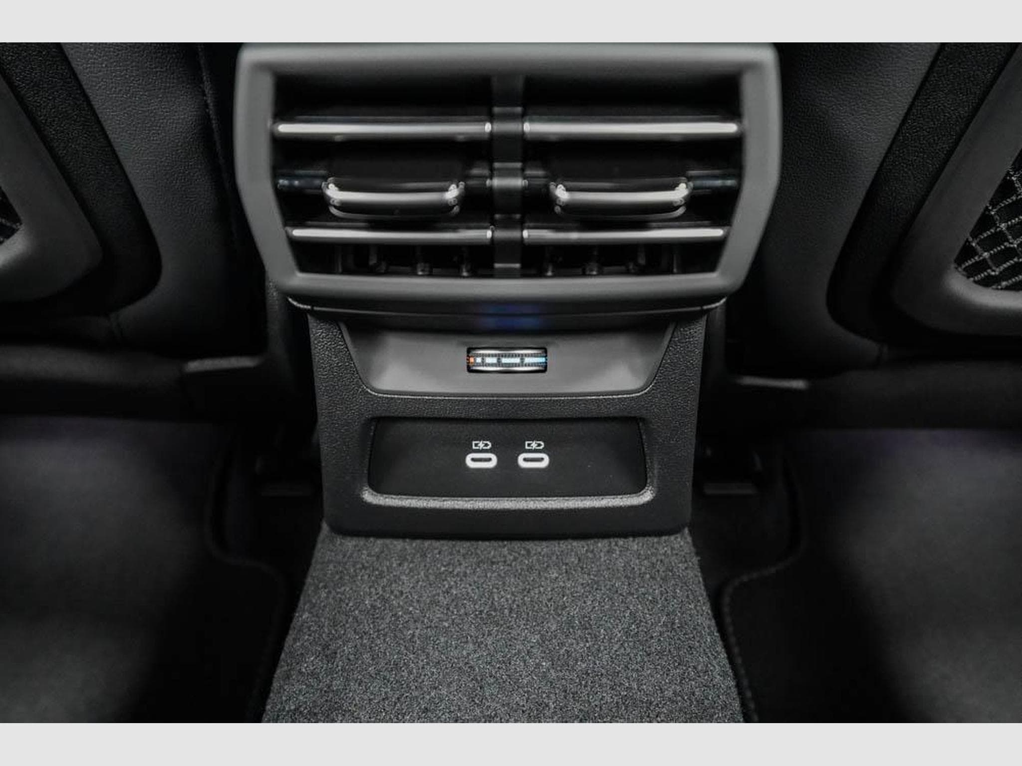 Audi S3 Sportback 2,0 TFSI (2026) - Photo 17