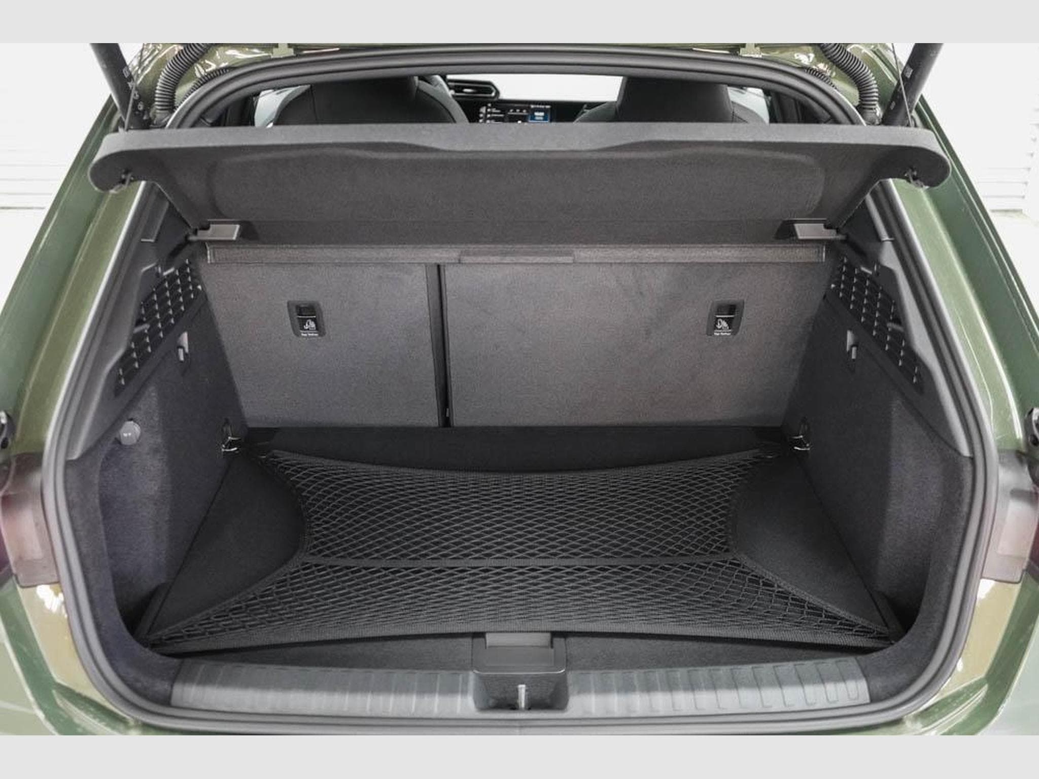 Audi S3 Sportback 2,0 TFSI (2026) - Photo 18