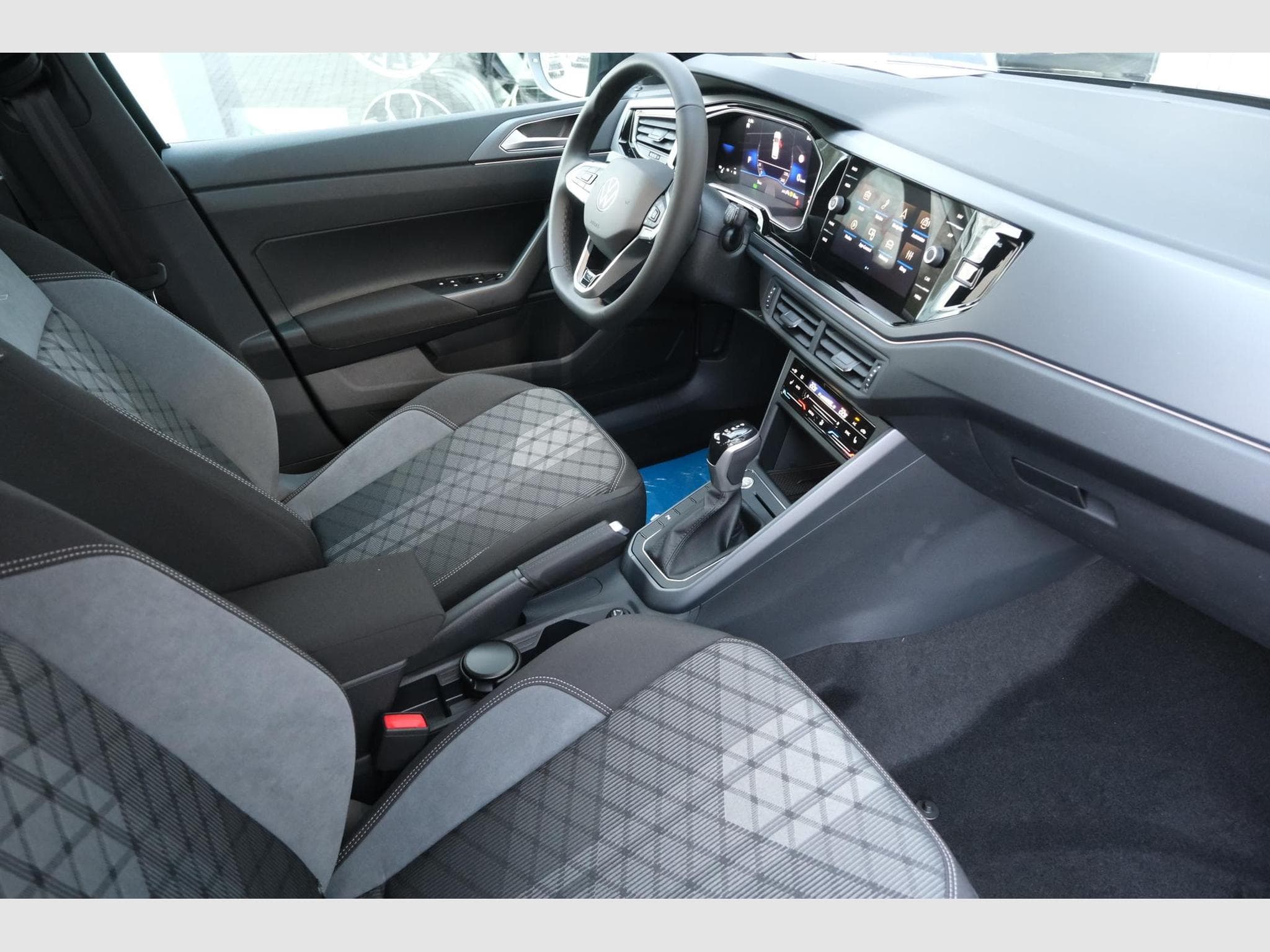 VW Taigo 1.5 TSI DSG (2026) - Photo 22