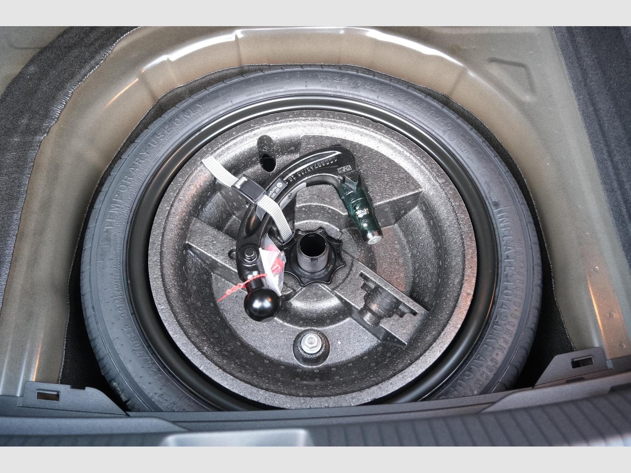 VW Taigo 1.5 TSI DSG (2026) - Photo 9