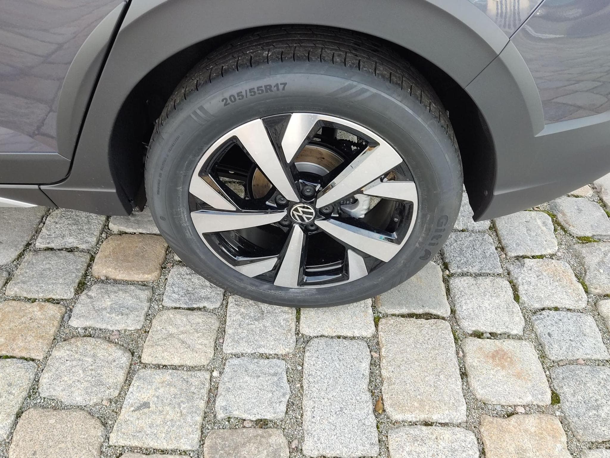 VW Taigo Limited 1.0 TSI (2026) - Photo 10
