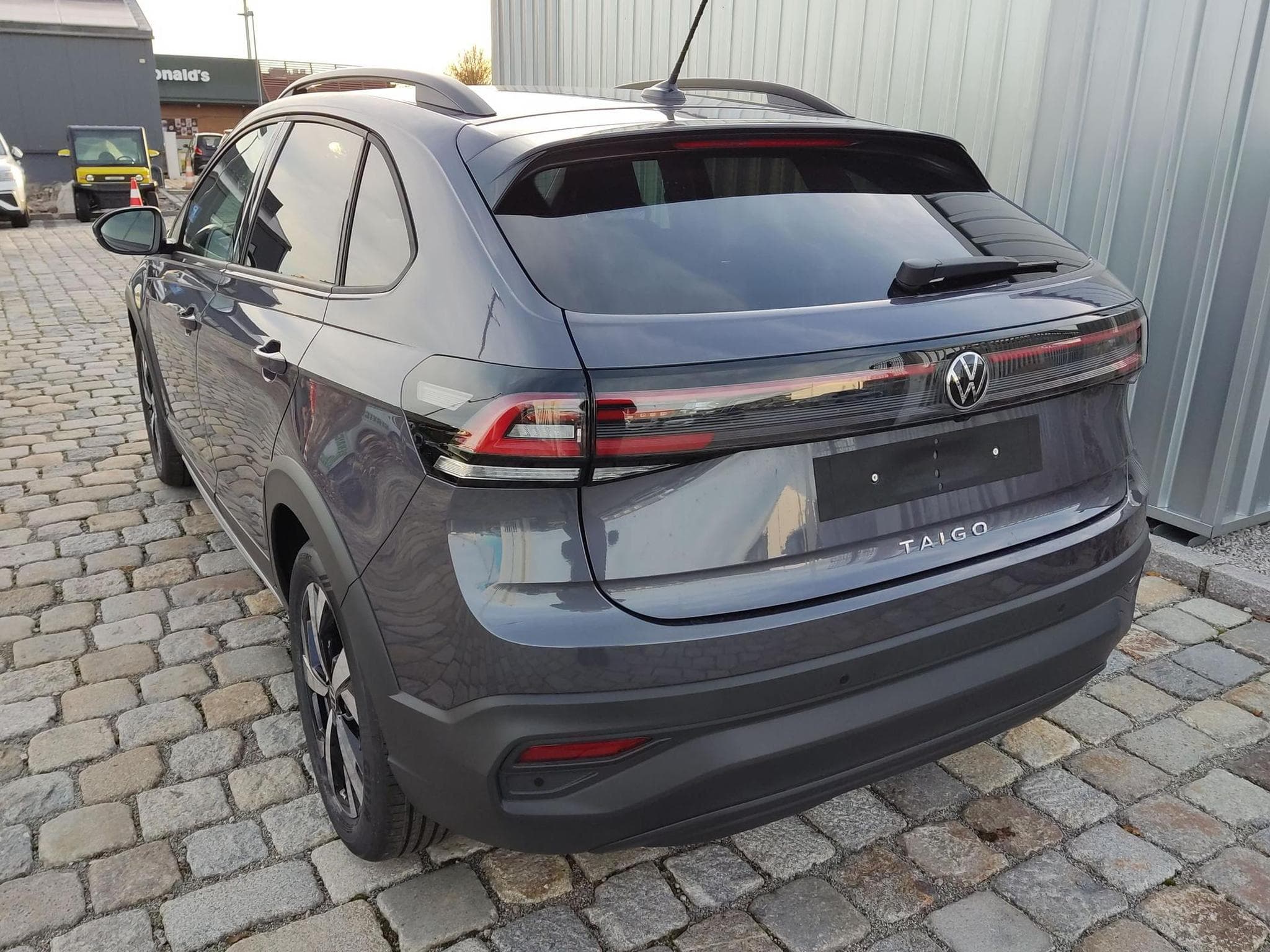 VW Taigo Limited 1.0 TSI (2026) - Photo 3