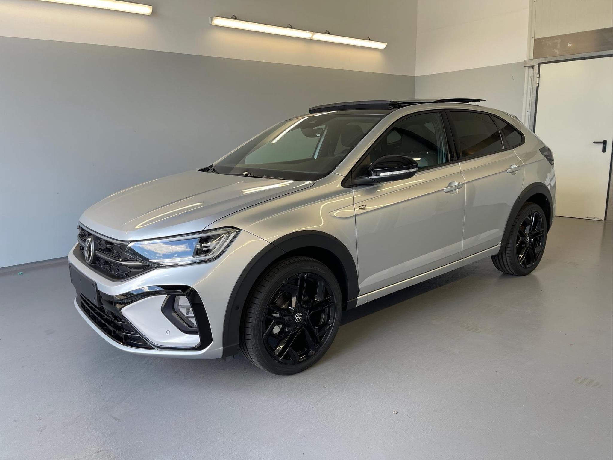 VW Taigo R-Line (2026) - Photo 1