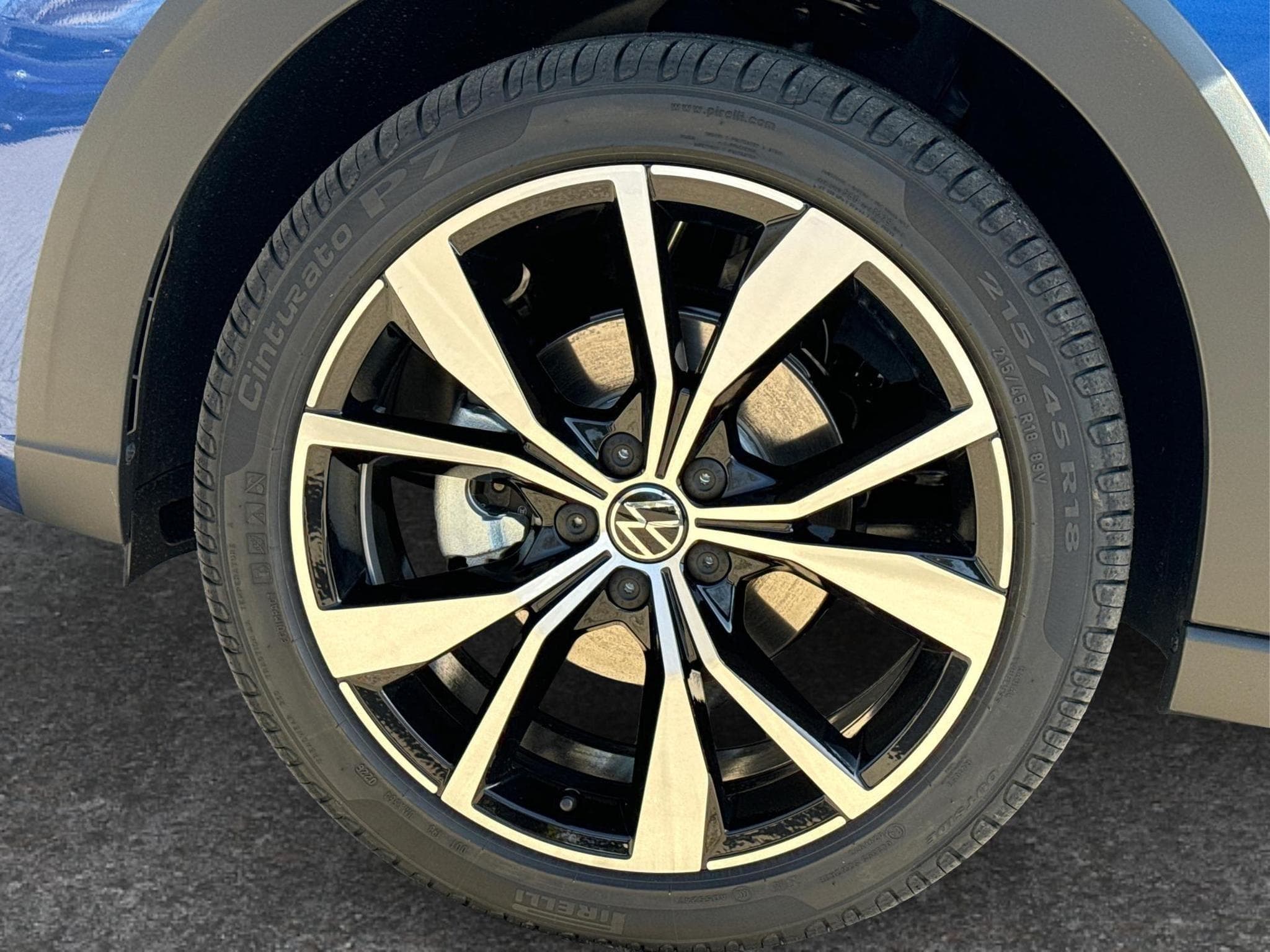 VW Taigo R-Line Limited (2026) - Photo 11