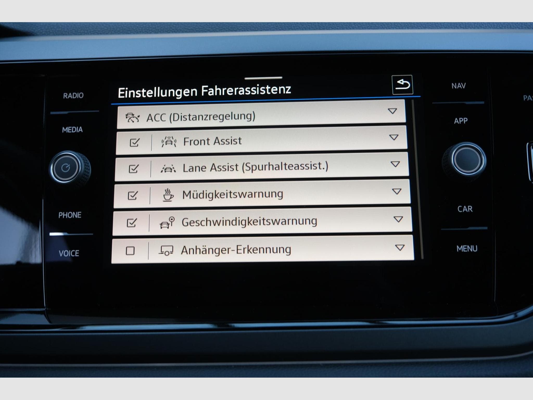 VW Taigo 1.5 TSI DSG (2026) - Photo 14