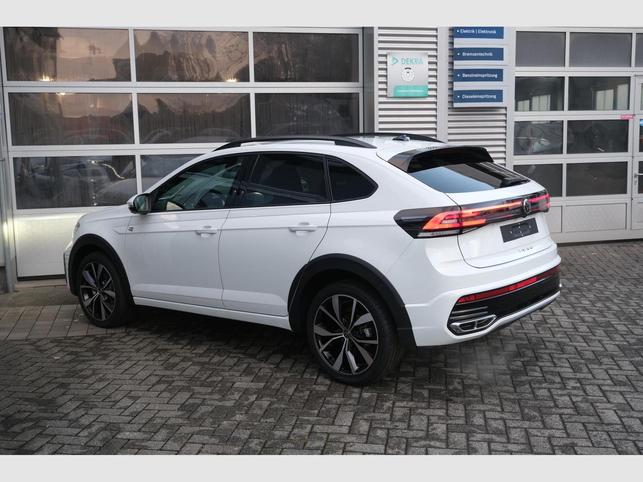 VW Taigo 1.5 TSI DSG (2026) - Photo 19