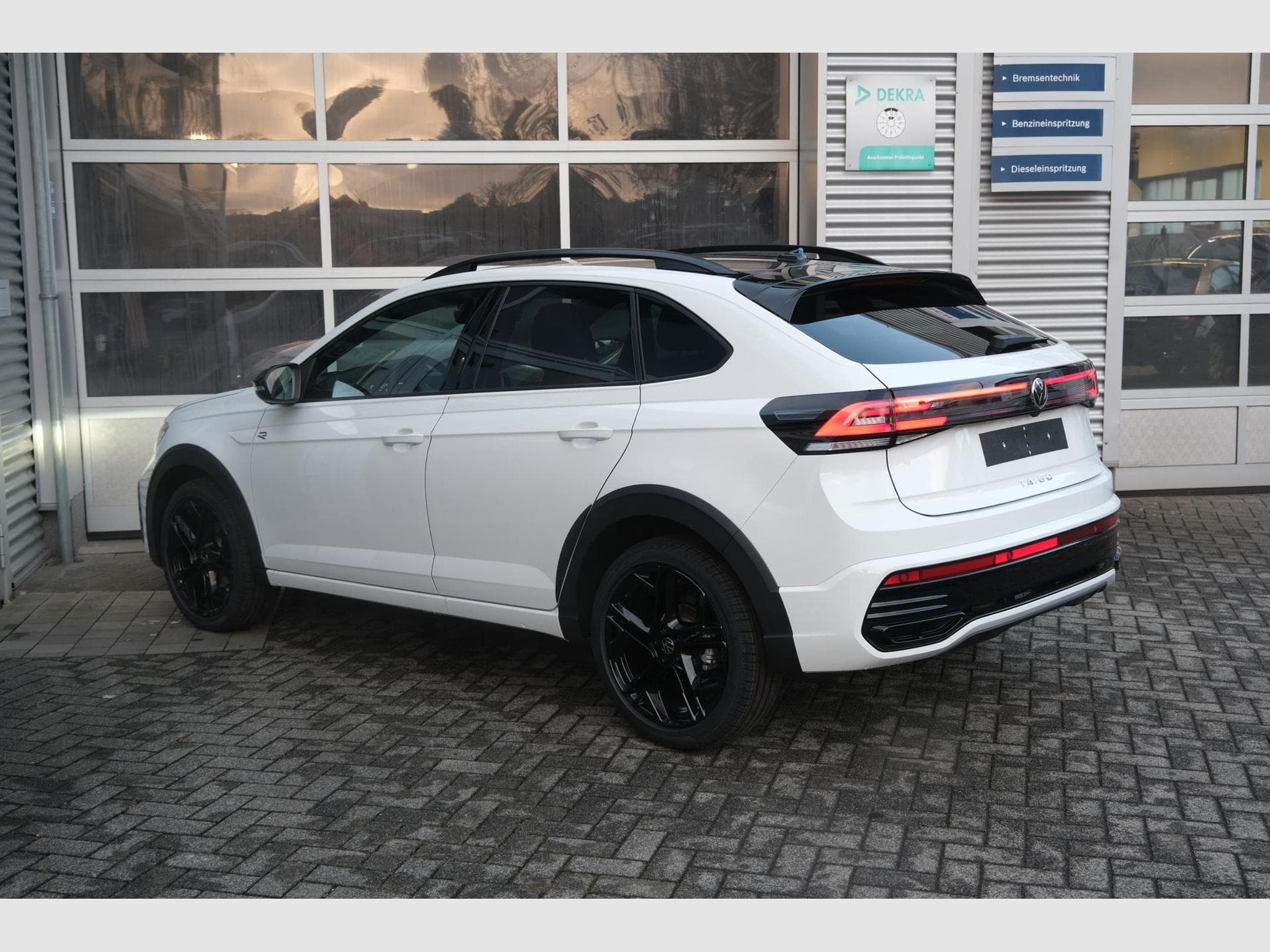 VW Taigo 1.5 TSI DSG (2026) - Photo 17