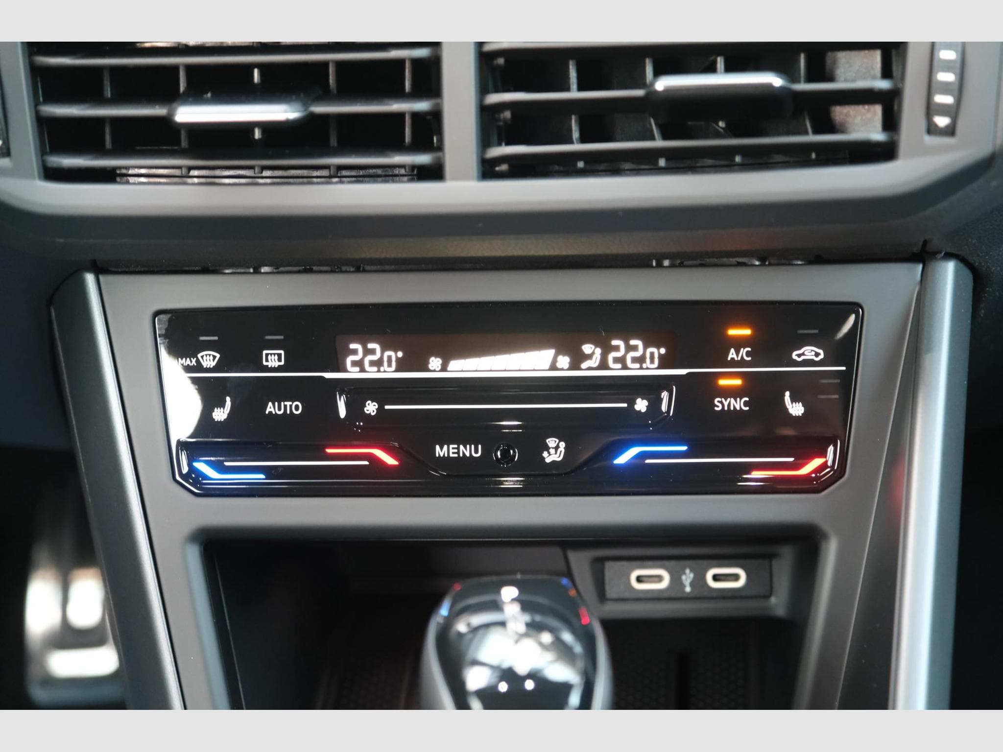 VW Taigo 1.5 TSI DSG (2026) - Photo 7