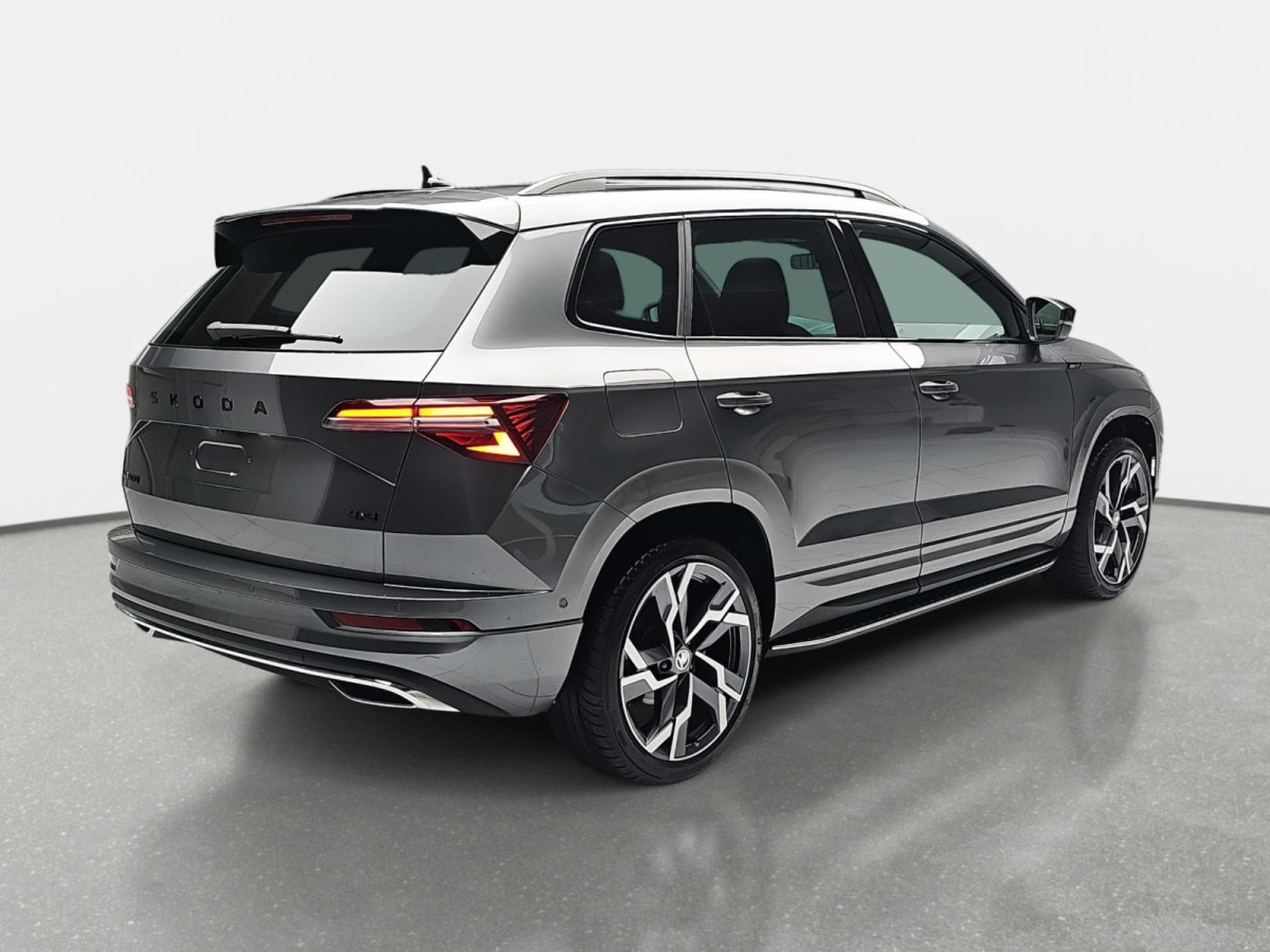 Skoda Karoq 1.5 TSi 150 DSG SPORTLINE (2026) - Photo 4