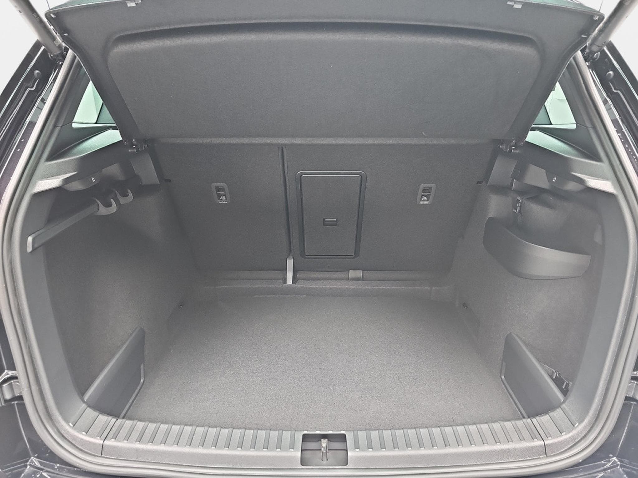 Skoda Karoq 1.5 TSi 150 DSG SPORTLINE (2026) - Photo 13