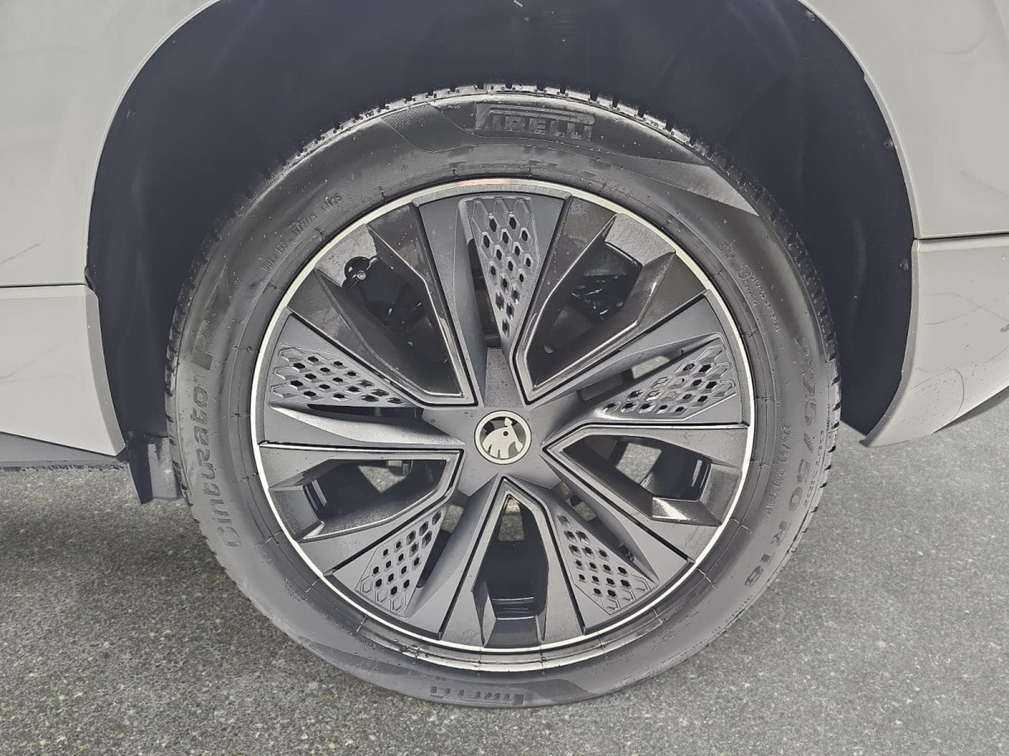 Skoda Karoq 2.0 TSI 190 DSG SPORTLINE 4x4 (2025) - Photo 7