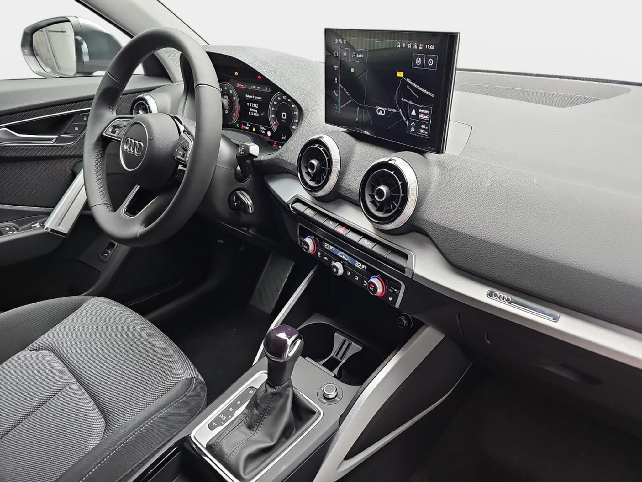 Audi Q2 35 TFSI S-Tronic 150  S-Line (2025) - Photo 15