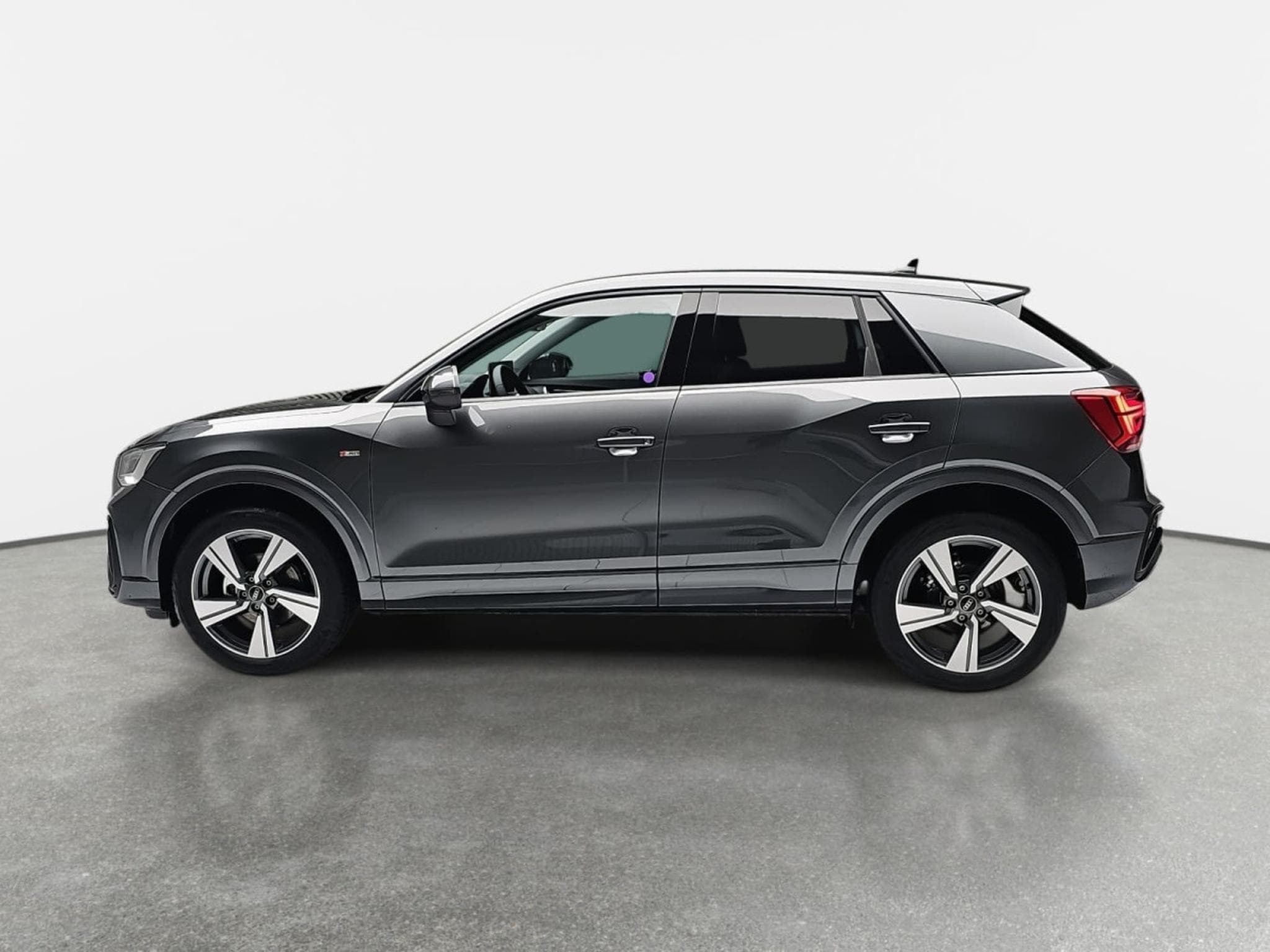 Audi Q2 35 TFSI S-Tronic 150  S-Line (2025) - Photo 5