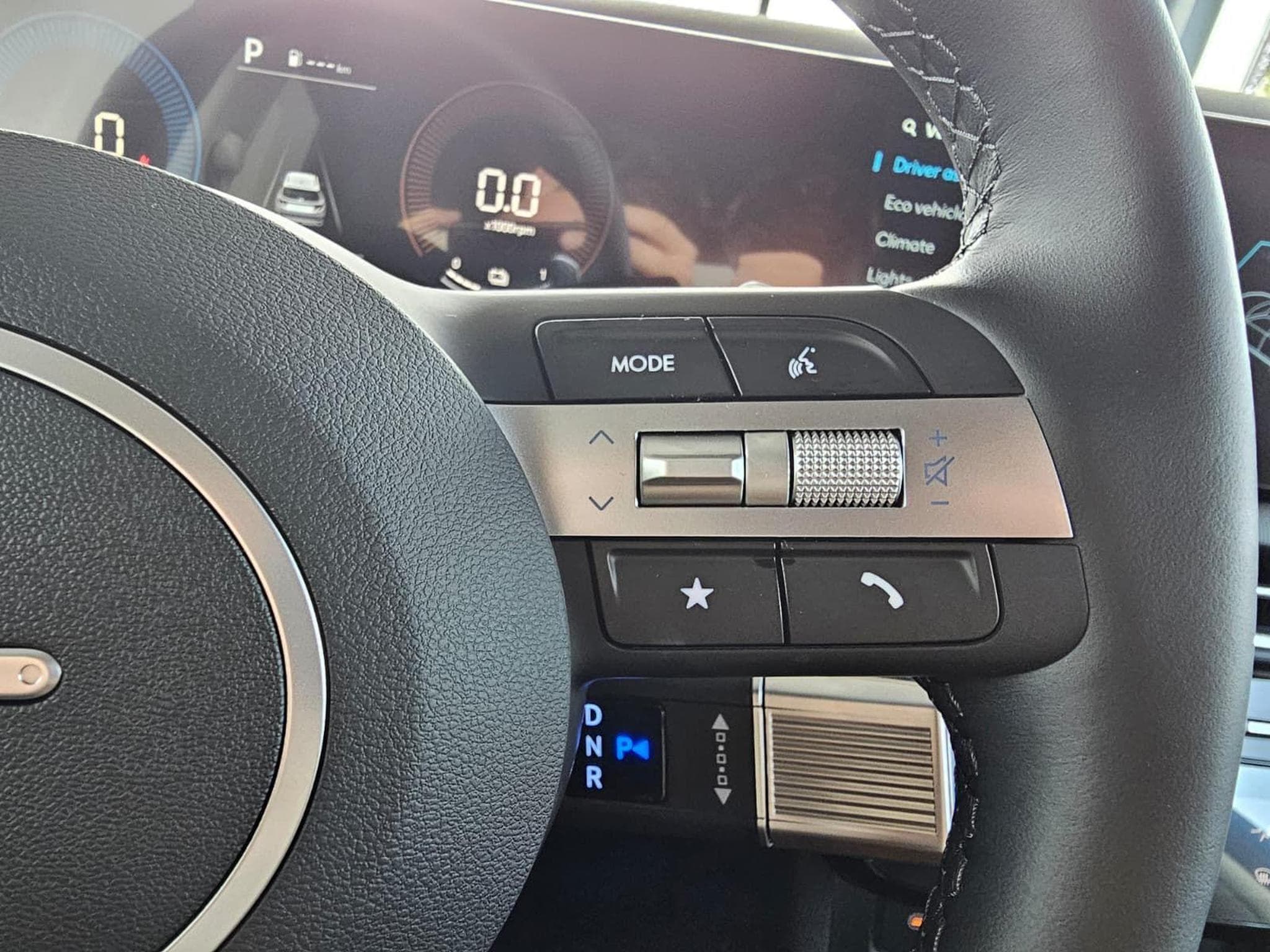 Hyundai Tucson E-Motion (2025) - Photo 17