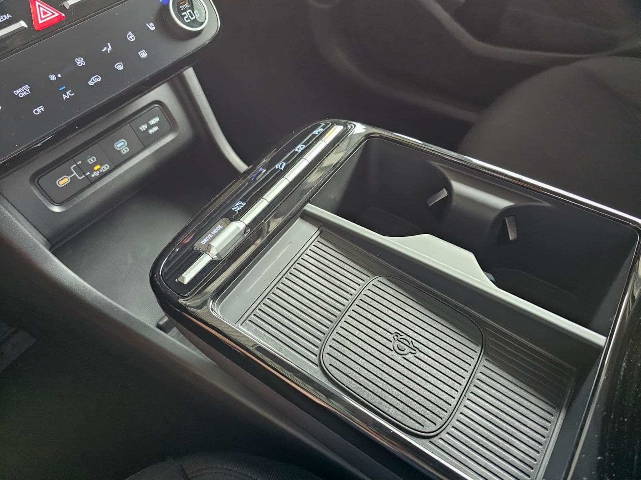 Hyundai Tucson E-Motion (2025) - Photo 15