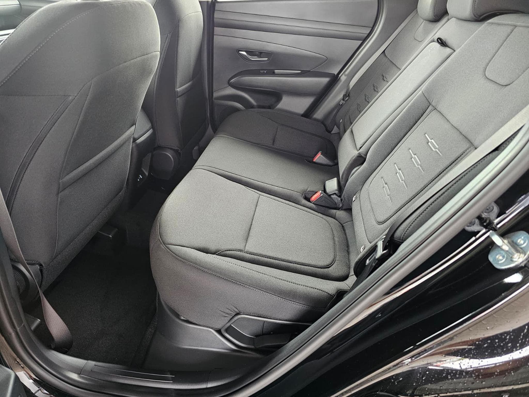 Hyundai Tucson E-Motion (2025) - Photo 8