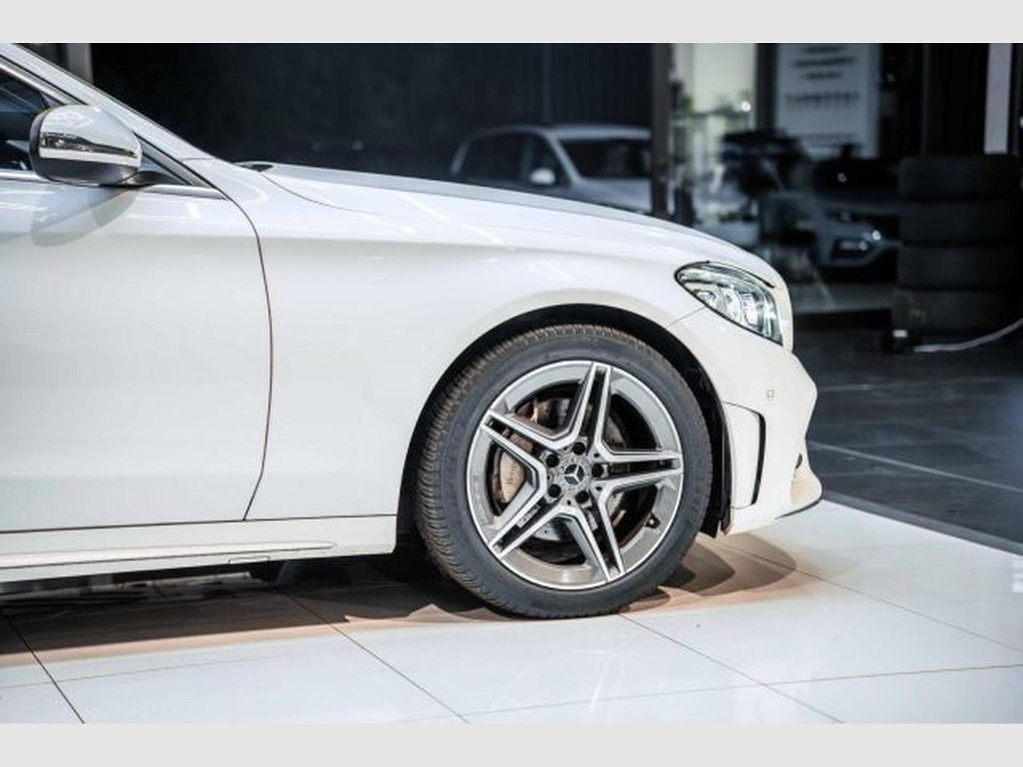Mercedes C 180 C 180 T 9G-Tronic AMG Line NAVI Multibeam RFK (2020) - Photo 9