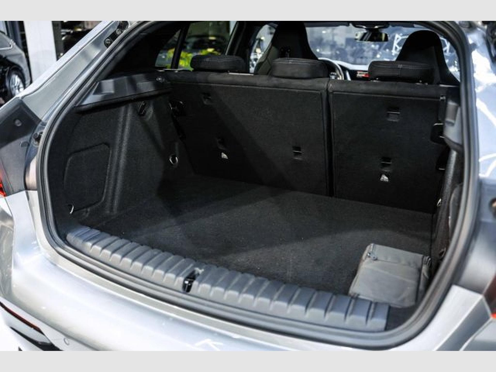 BMW 120 120i M-Sportpaket Autom. NAVI LED Harman-Kardon (2022) - Photo 15