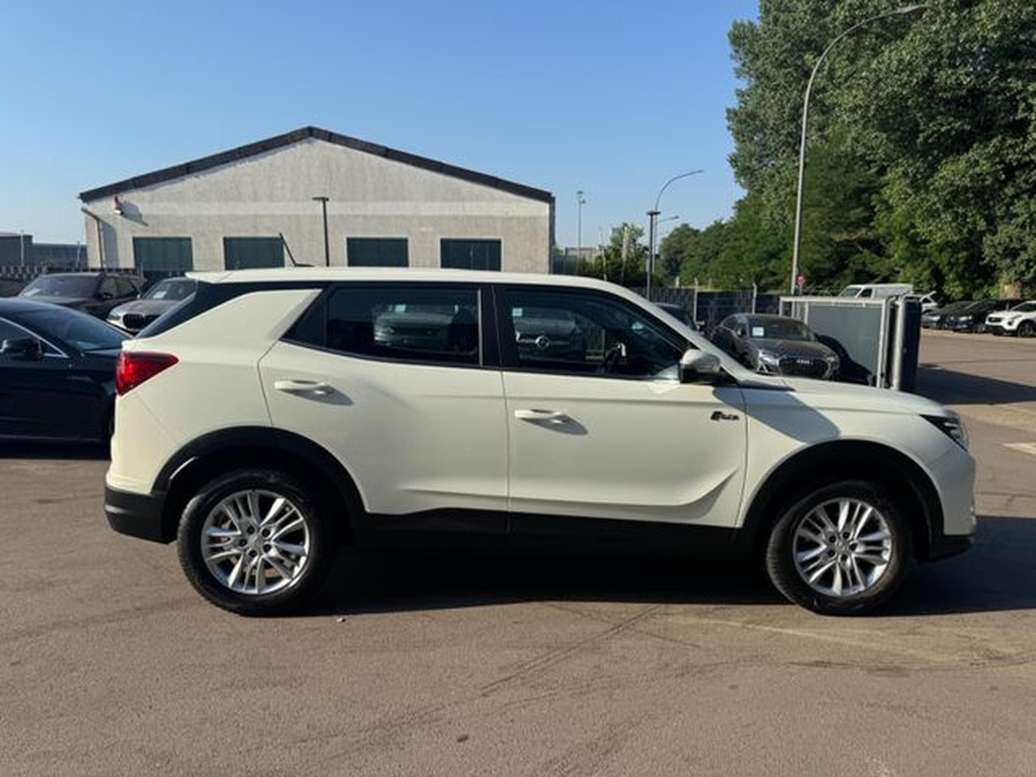 Ssangyong Korando KORANDO 1.5 GDI*2.HD*AUT*LED*KAMERA*SHZ*TOP (2021) - Photo 13