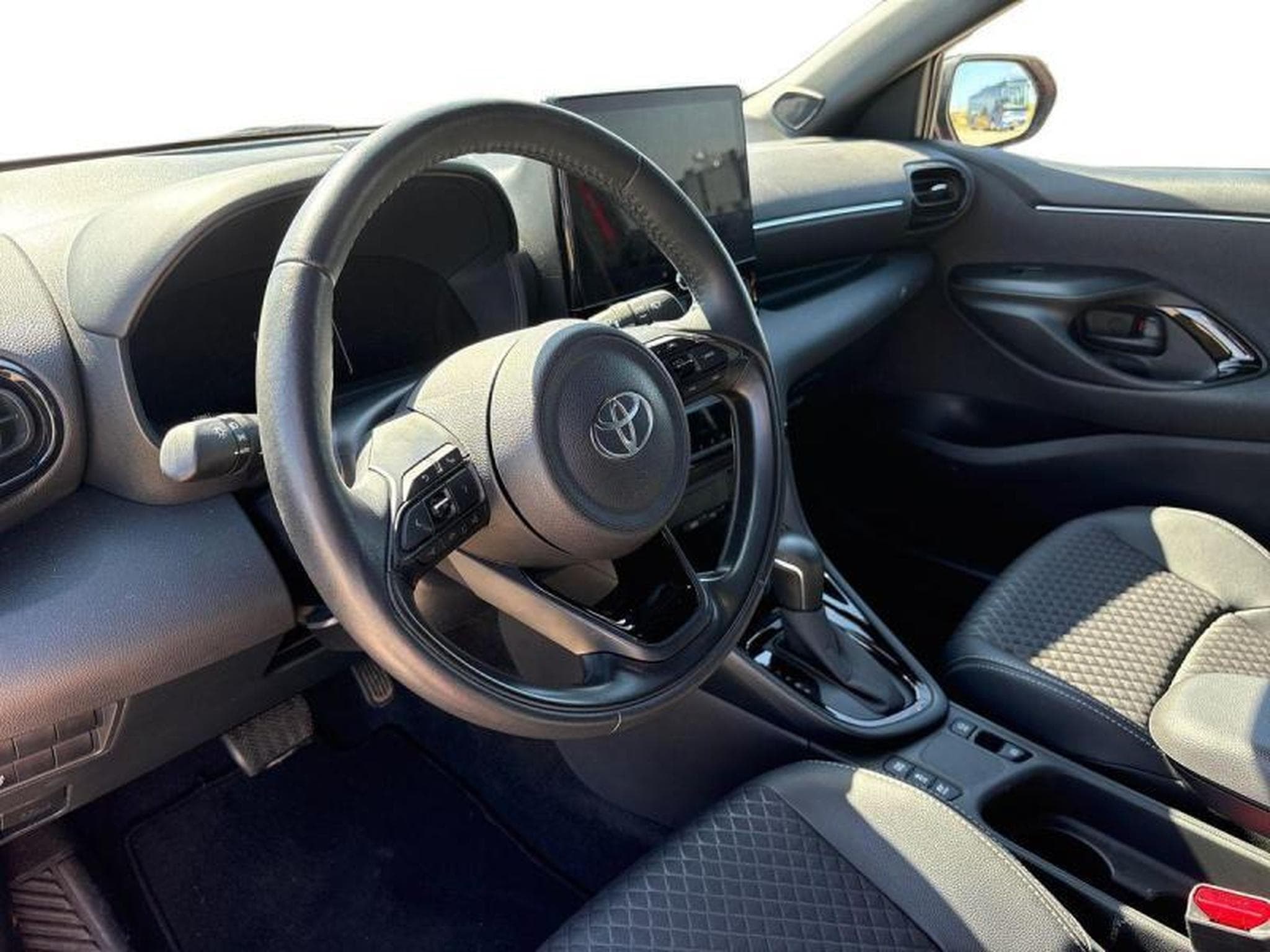 Toyota Yaris IV (2024) - Photo 7