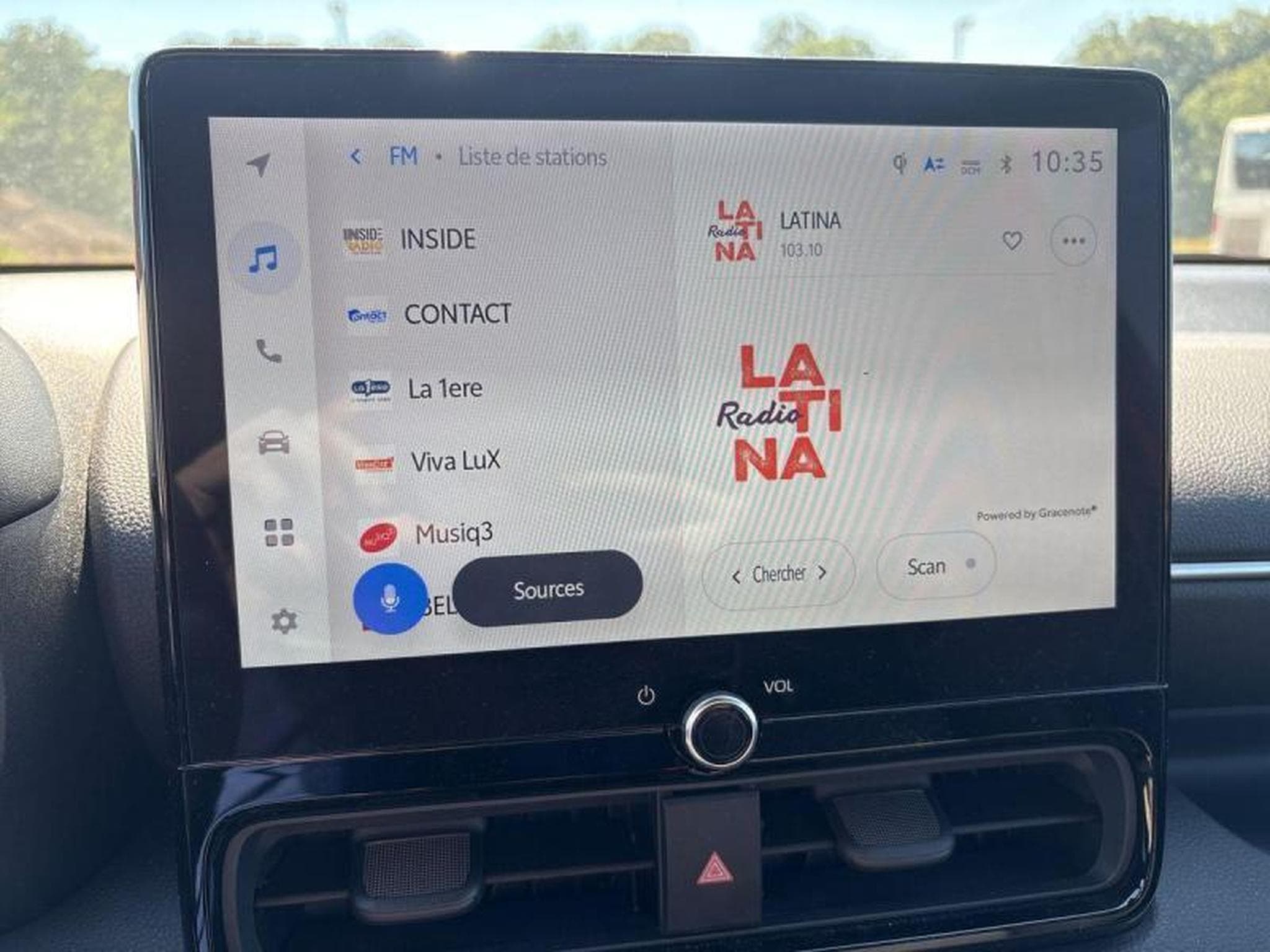 Toyota Yaris IV (2024) - Photo 9