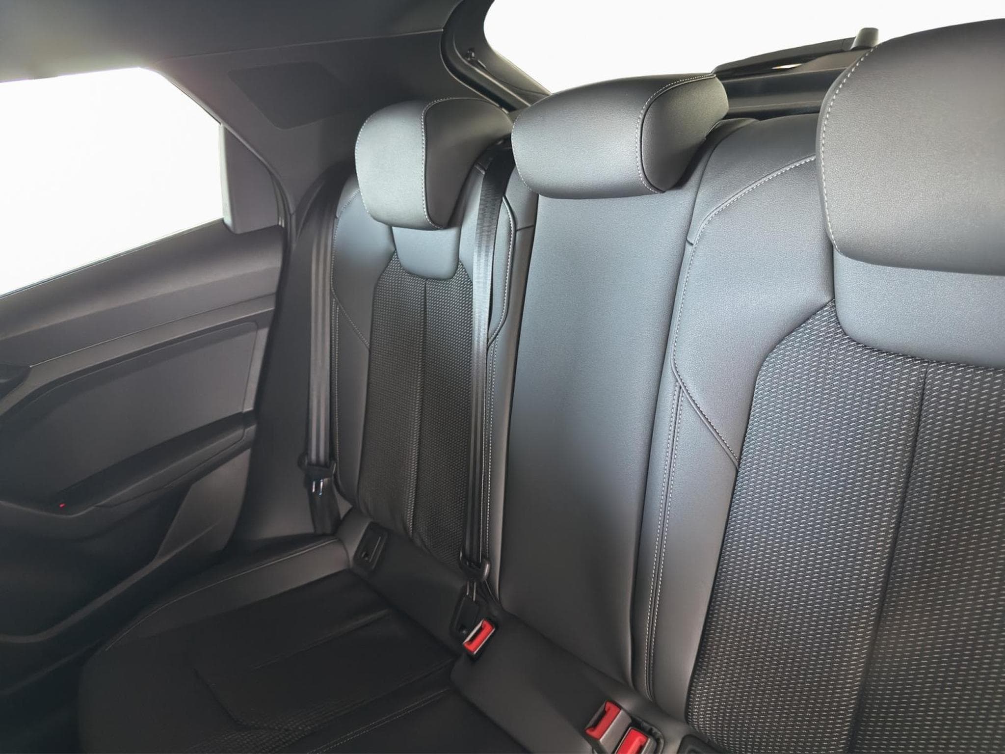 Audi A1 Allstreet (2026) - Photo 16