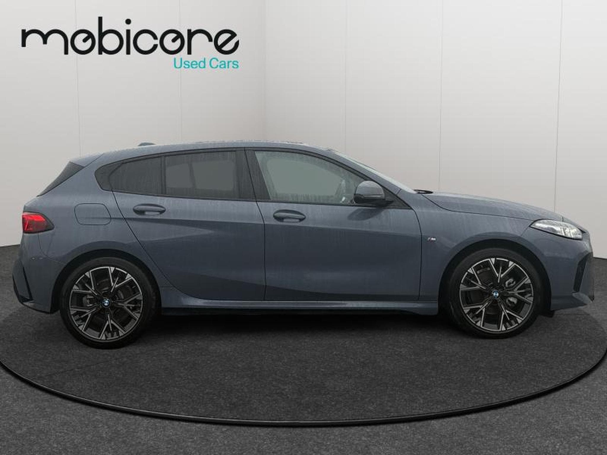 BMW 120 I Pack M / Panoramique / Essence (2025) - Photo 36