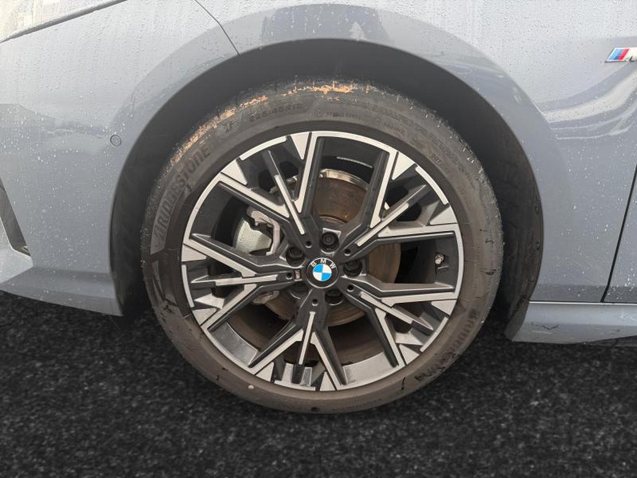 BMW 120 I Pack M / Panoramique / Essence (2025) - Photo 9