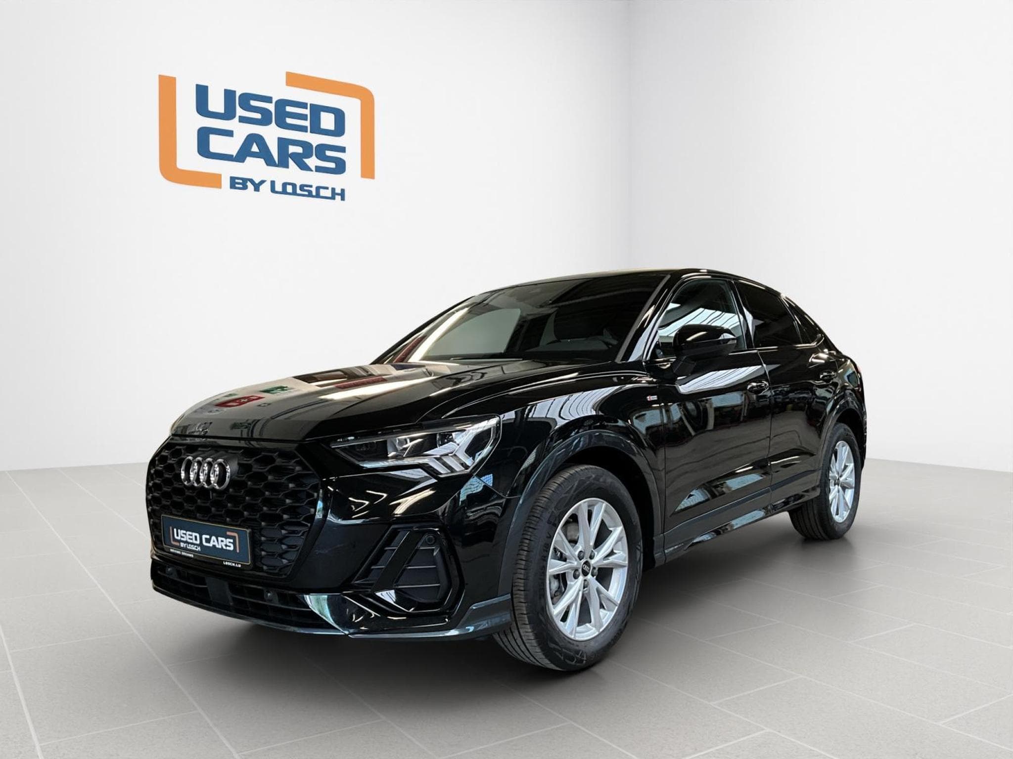 Audi Q3 SB+S-line+P.Premium+Black-Style+Led (2025) - Photo 1