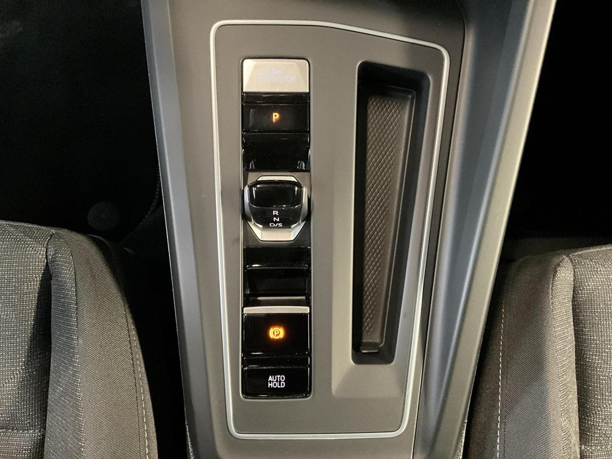 VW Golf Life+DSG+Led+LM17+Digi+ (2024) - Photo 12