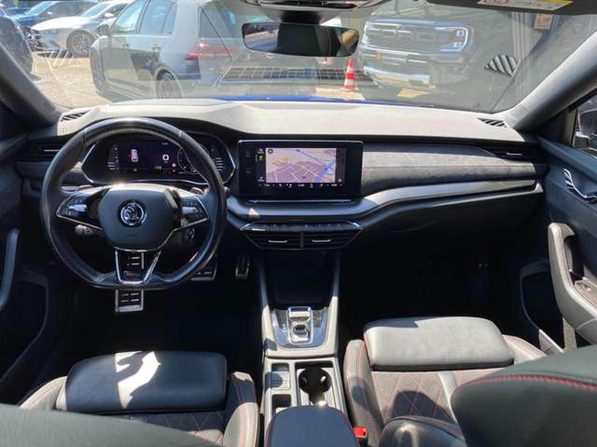 Skoda Octavia Octavia Combi 2.0 TDI DSG RS (2021) - Photo 18