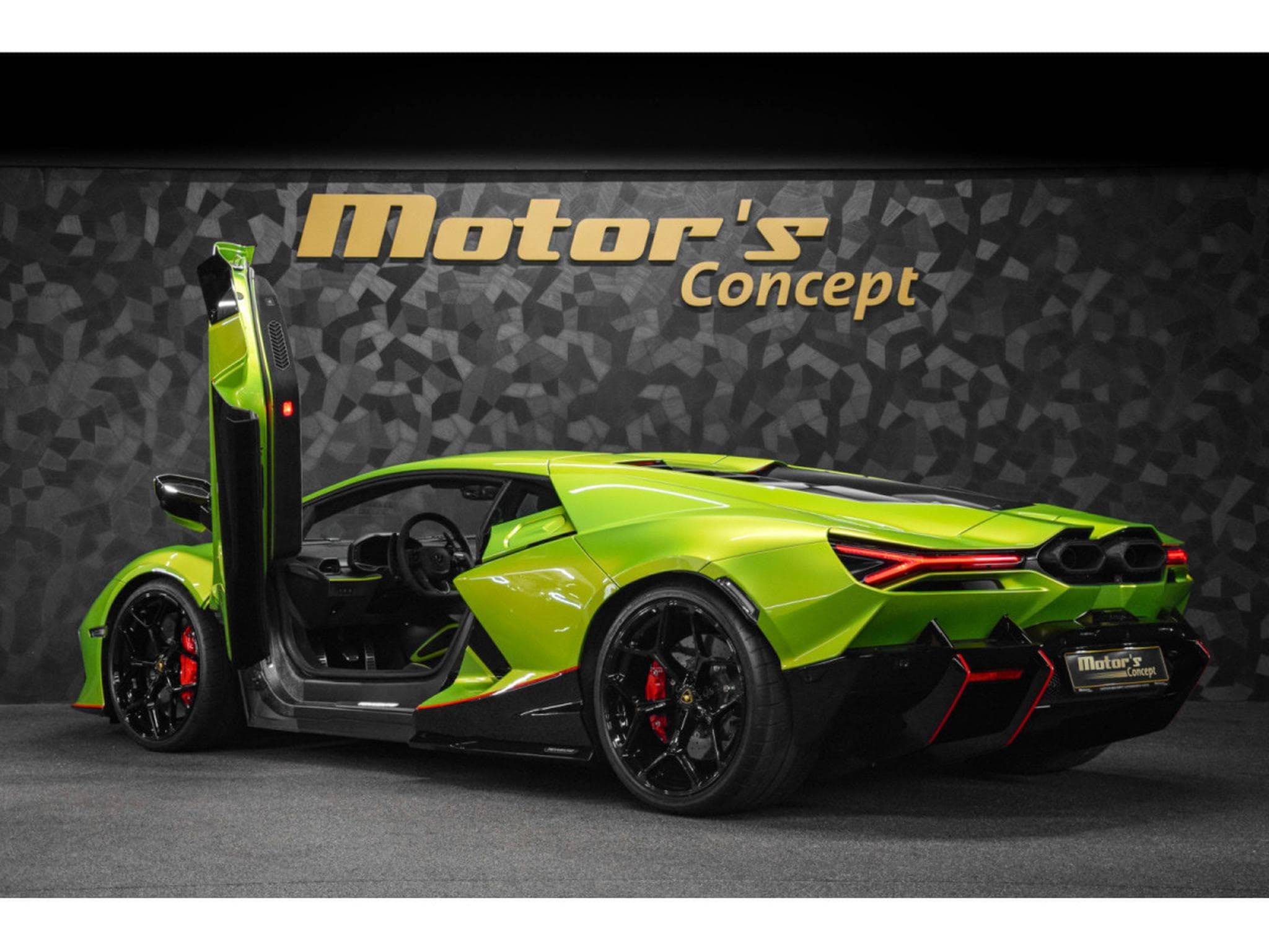 Lamborghini Revuelto AD PERSONAM - VERDE CITREA / ROSSO MARS (2025) - Photo 7