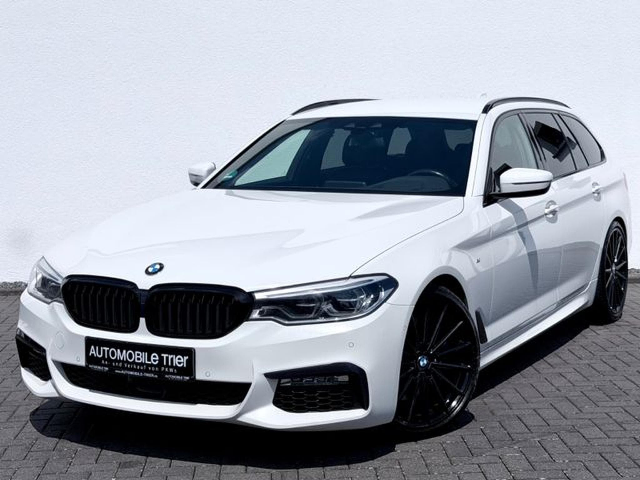 BMW 540 540i Touring xDrive M Sport Paket /LED/ACC/HUD/ (2018) - Photo 1