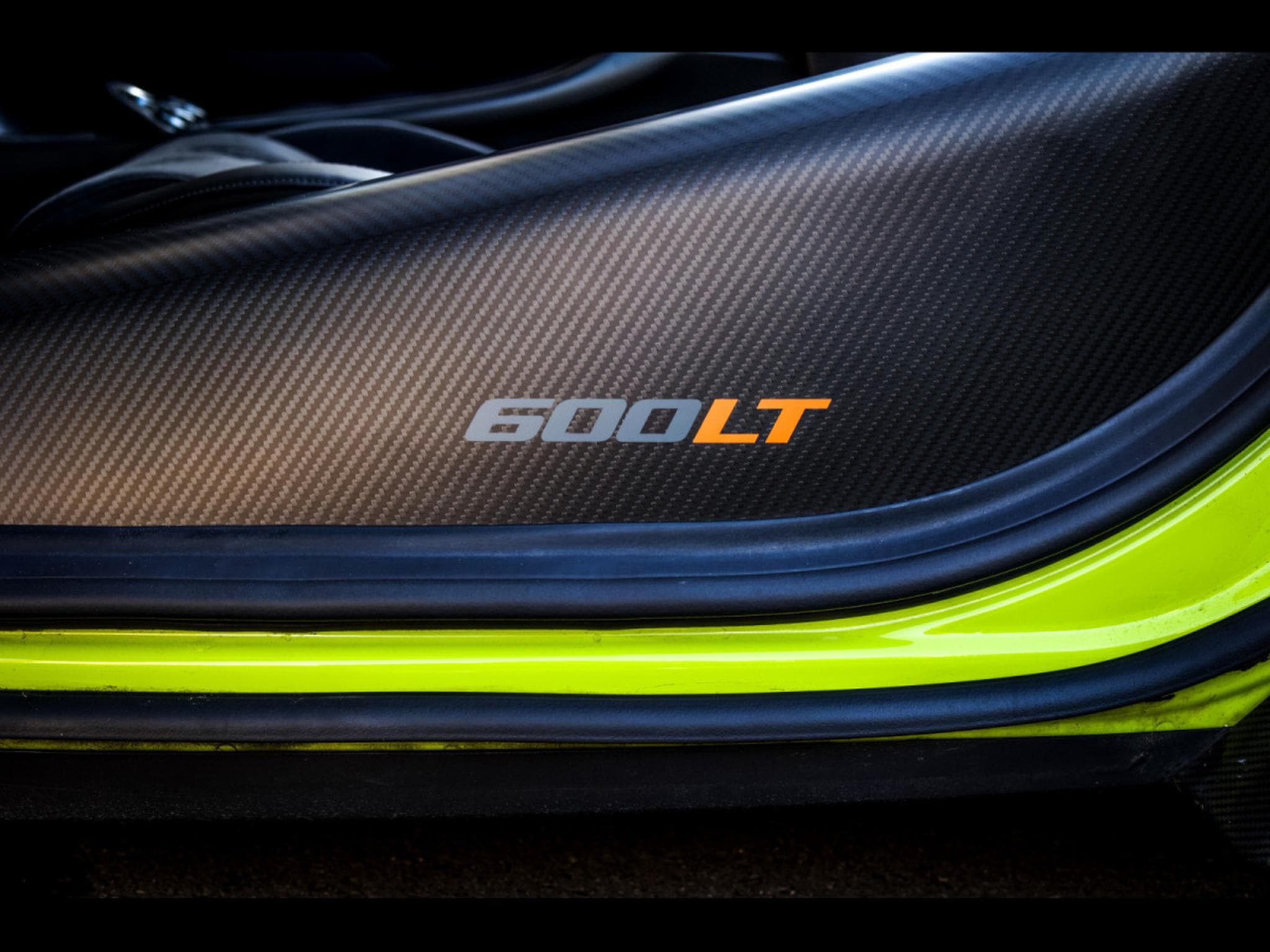 McLaren 600LT SPIDER 3.8 V8 600 – PPF - LIME GREEN ELITE PAINT (2020) - Photo 22
