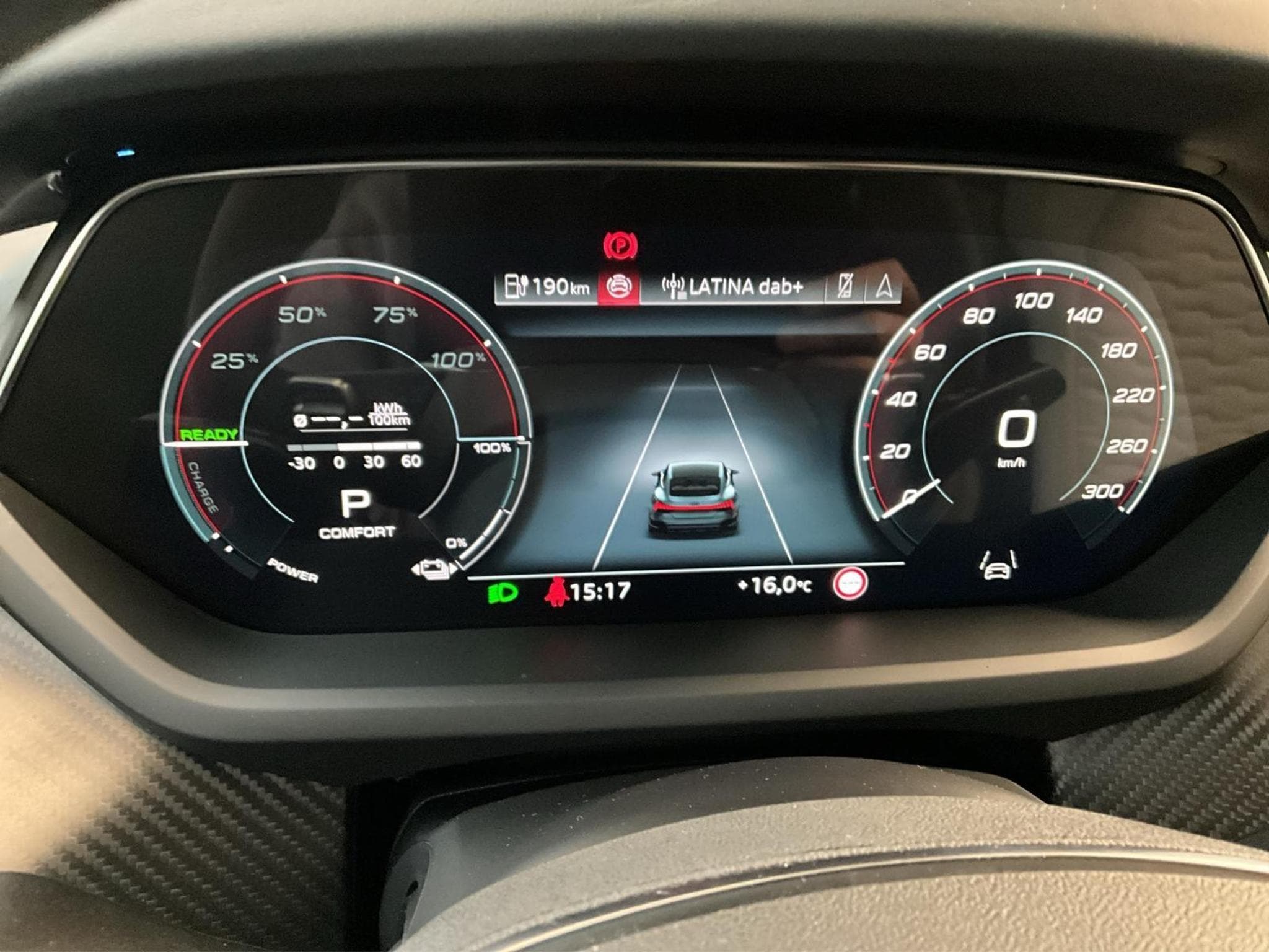 Audi e-tron RS+ICE&RACE+84kWh+Limitiert+360° (2024) - Photo 12