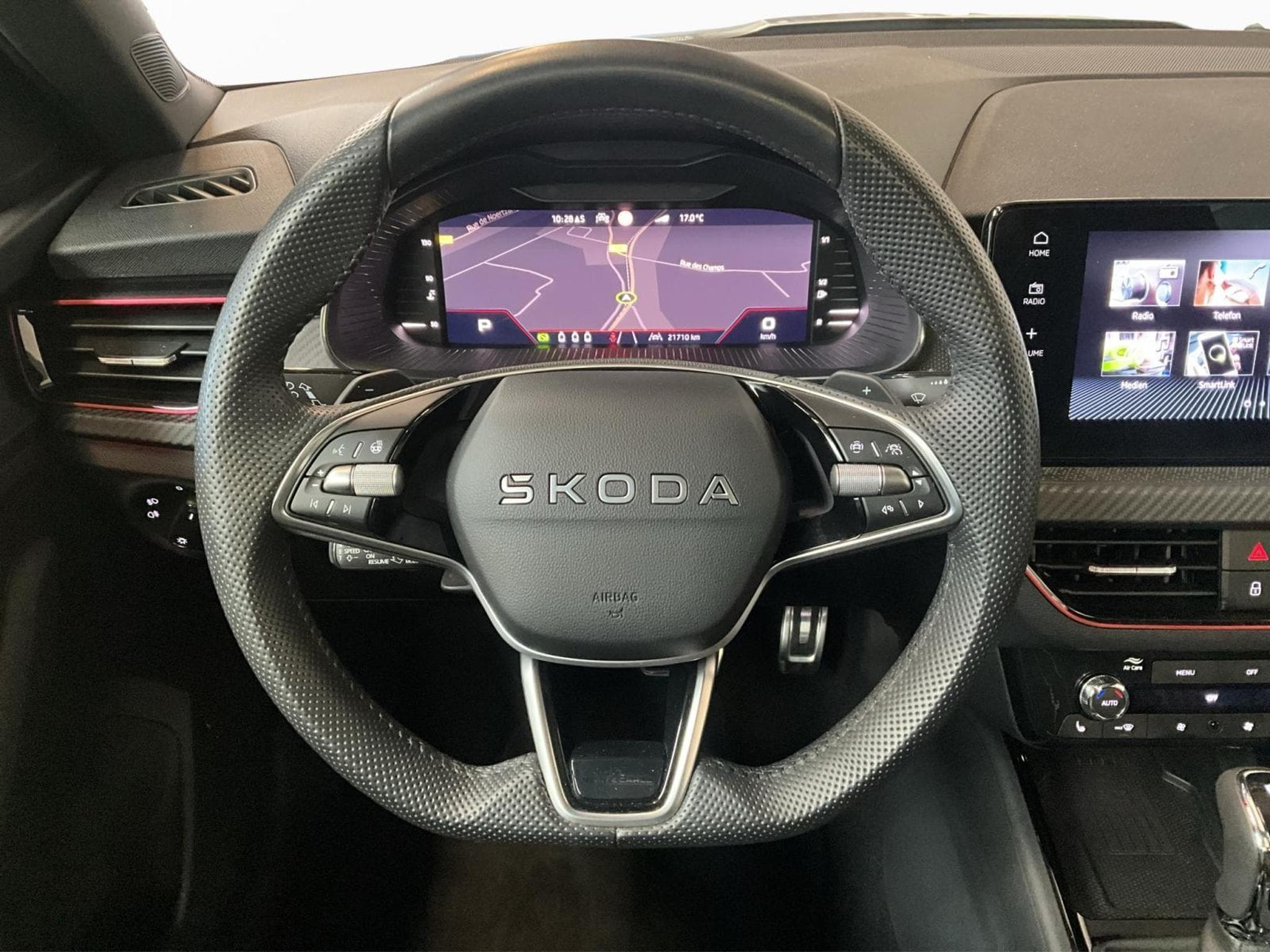 Skoda Kamiq Monte-Carlo+DSG+Led+Navi (2025) - Photo 10