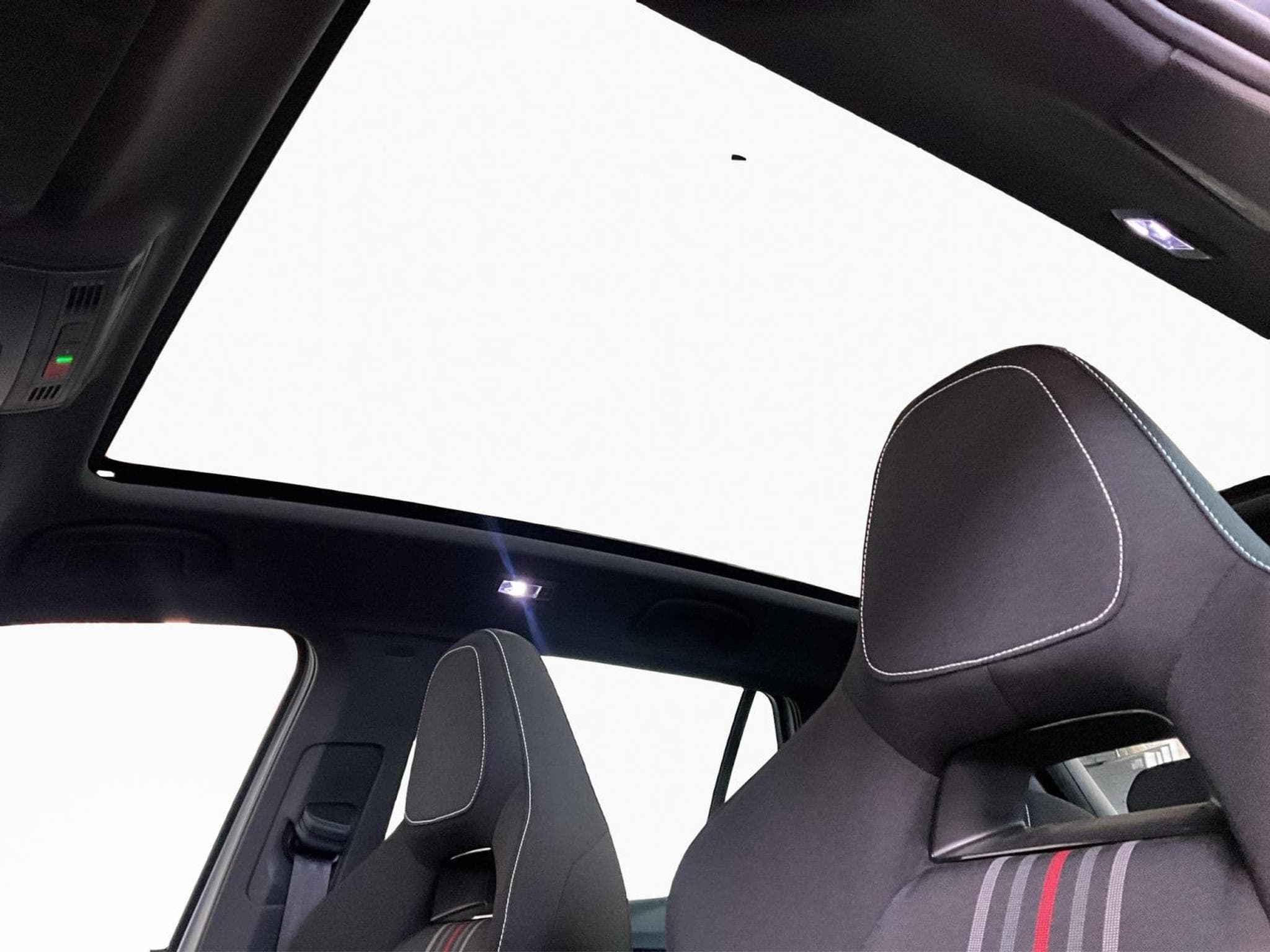 Skoda Kamiq Monte-Carlo+DSG+Led+Navi (2025) - Photo 15